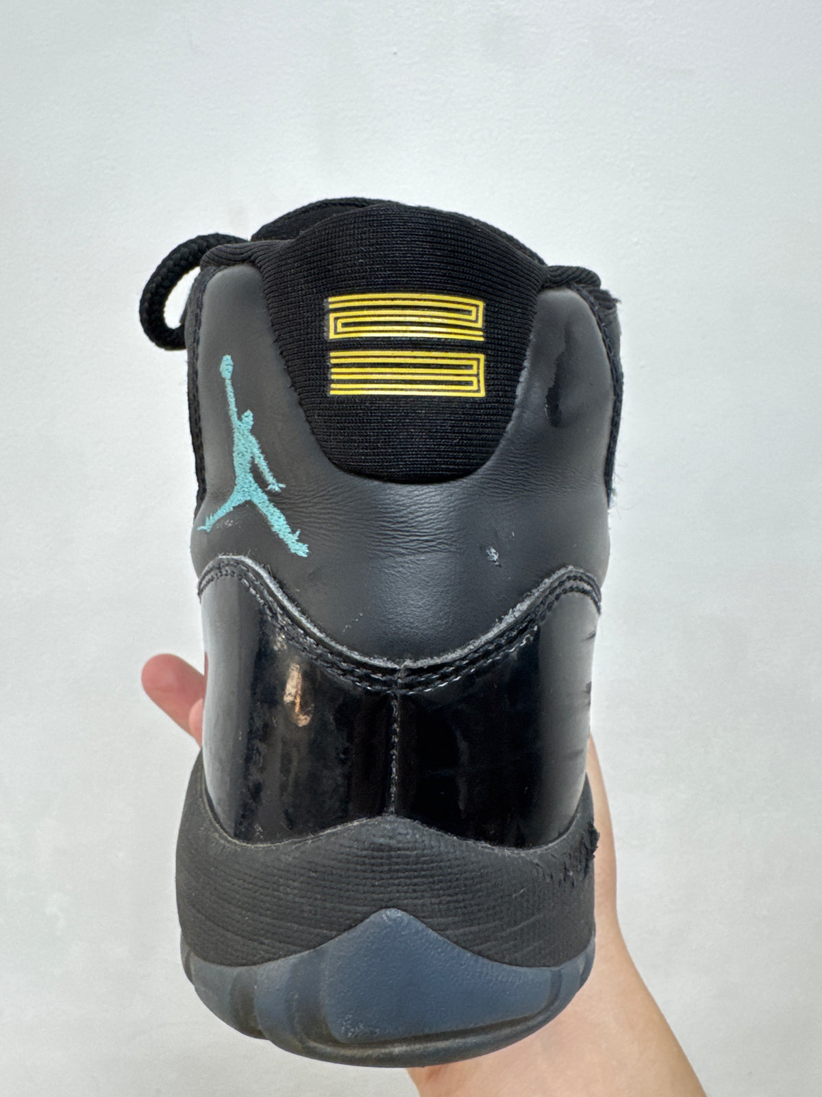 Jordan 11 Gamma Sneakers