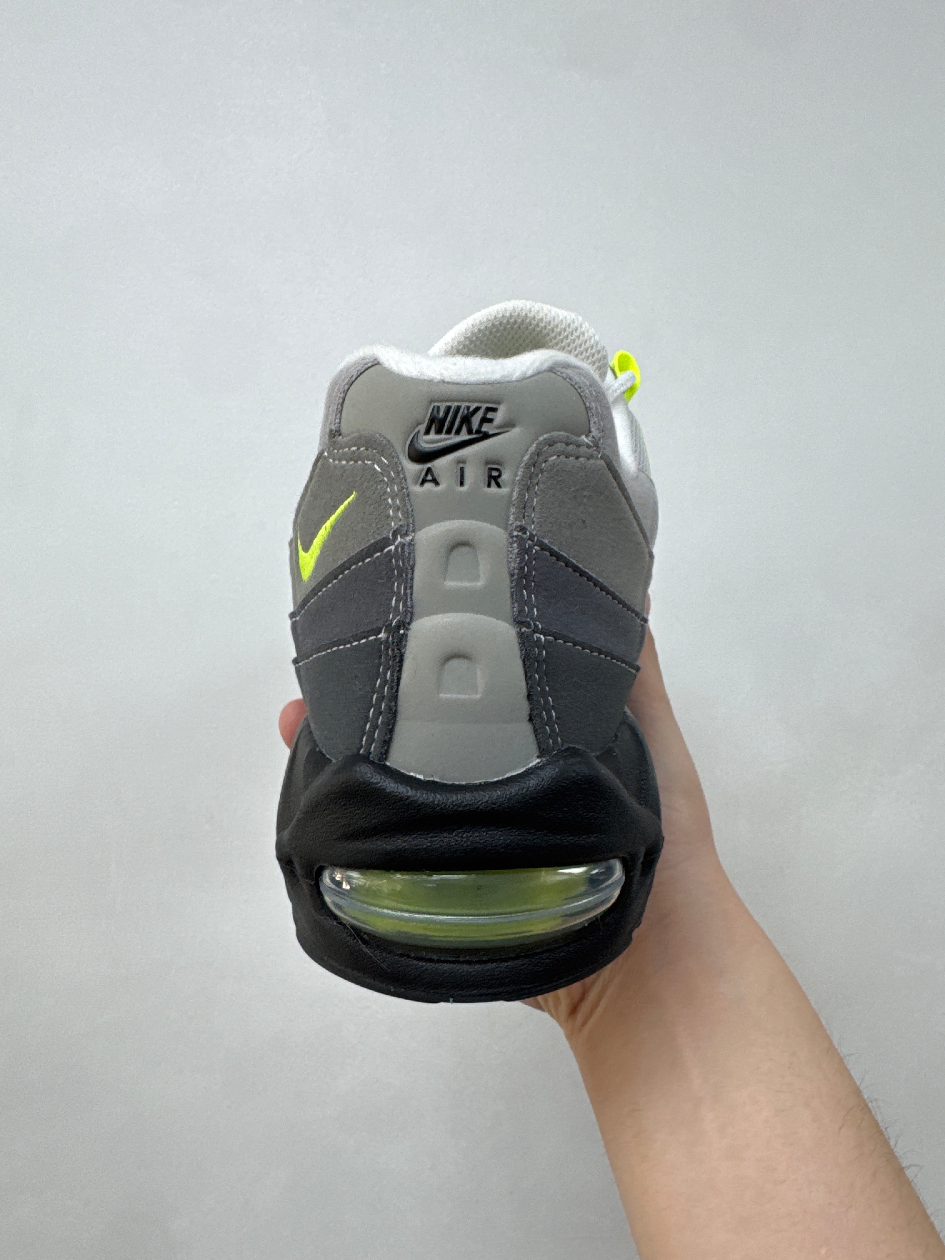 Nike AM95 Neon Sneakers