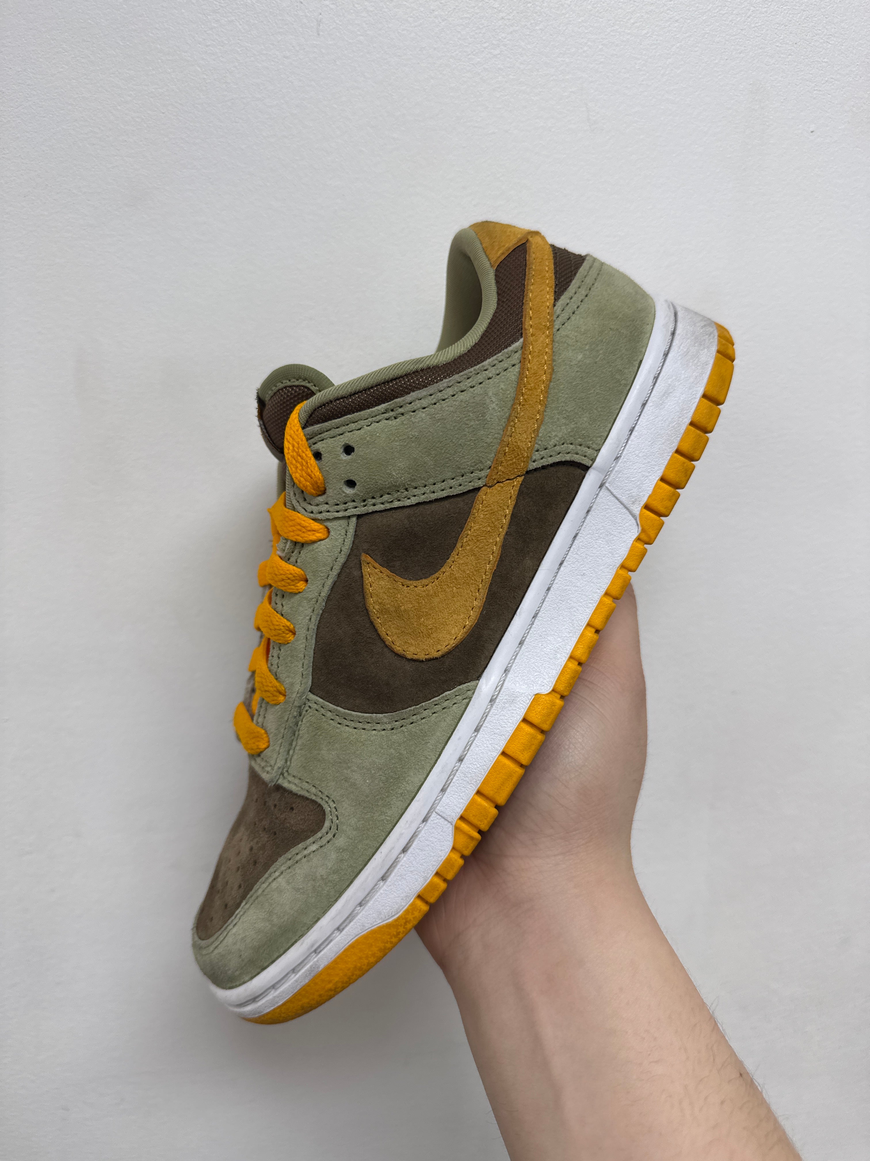 Nike Dunk Low Dusty Olive Sneakers