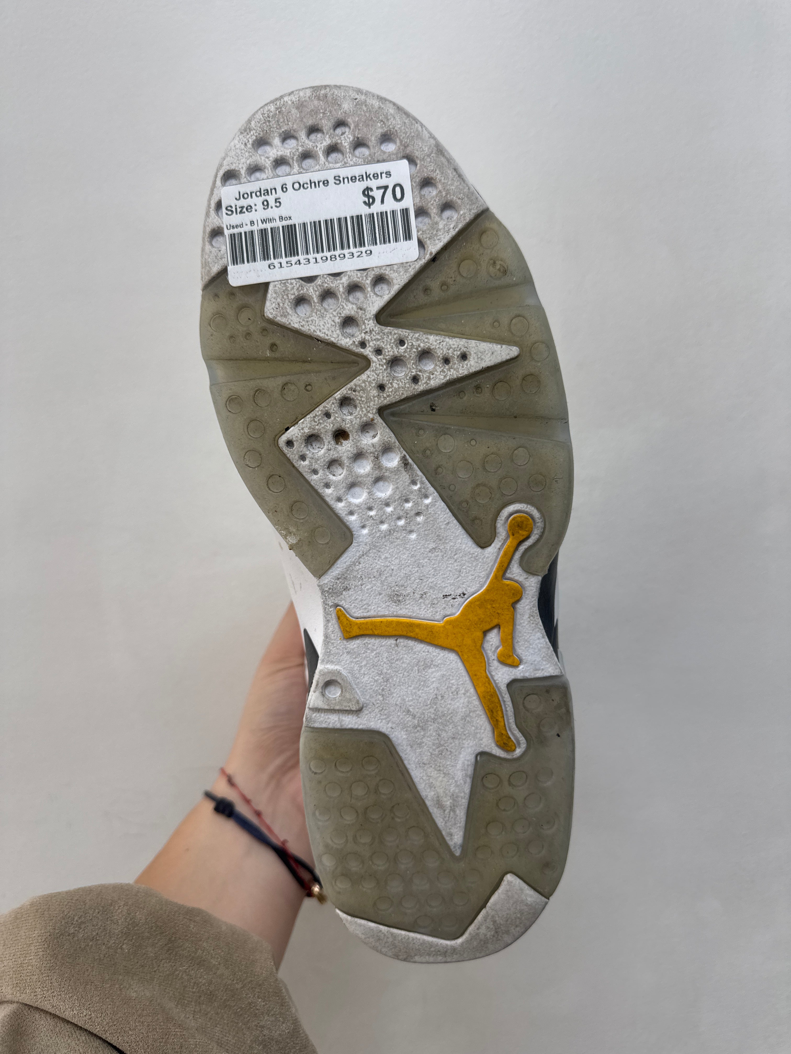 Jordan 6 Ochre Sneakers