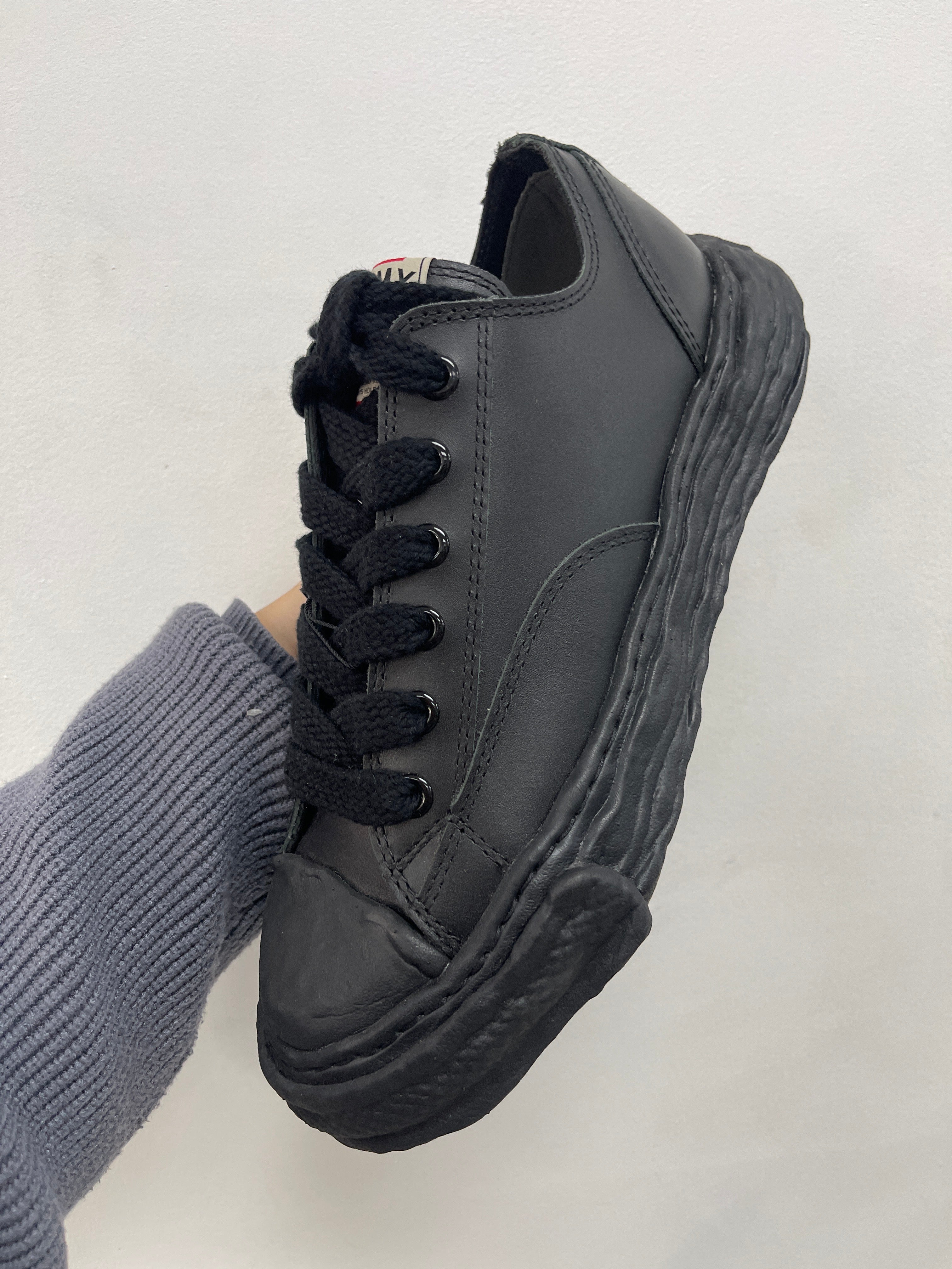 MMY Leather Black Hank Low Sneakers