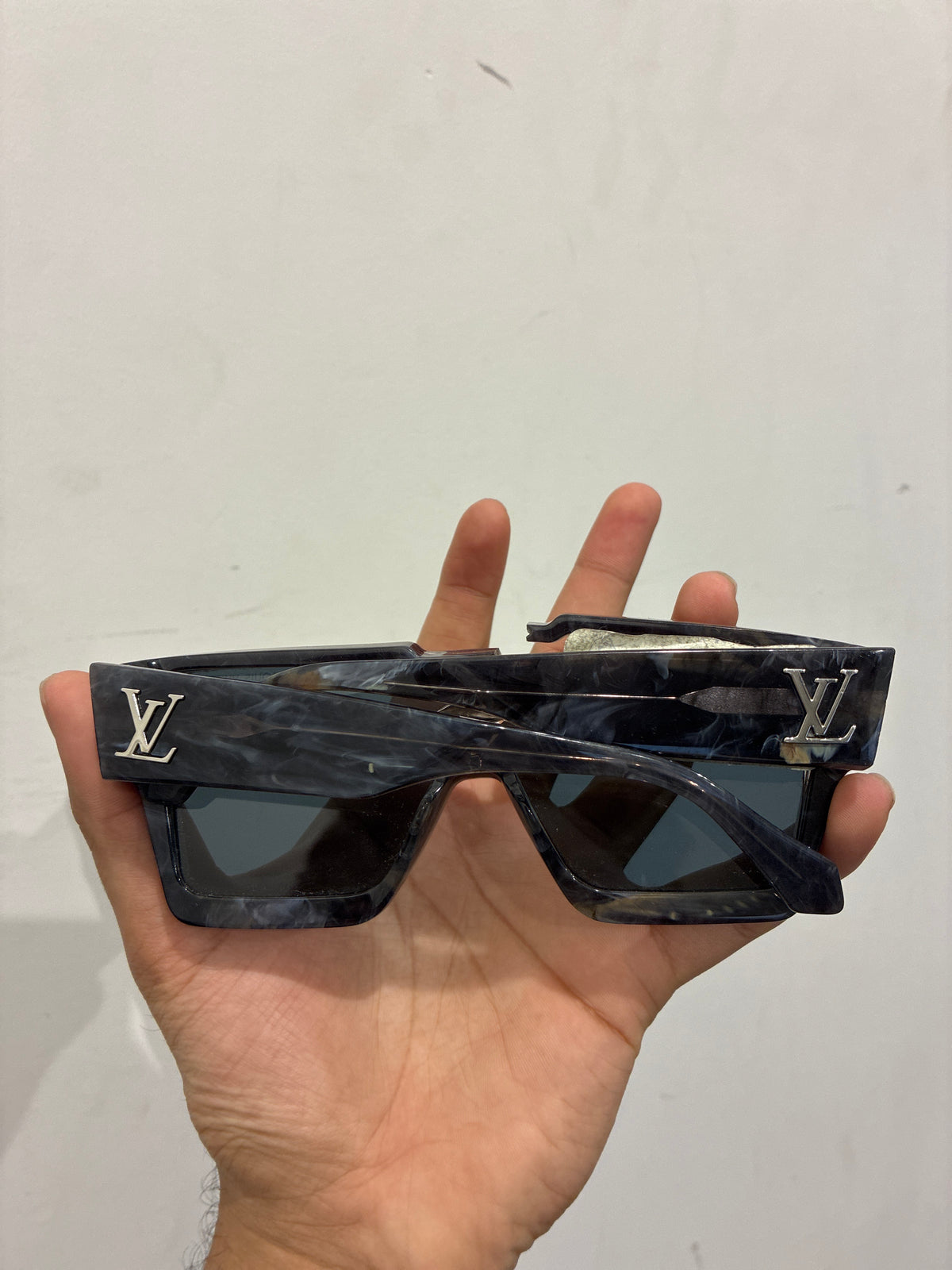 LV Millionare Shades