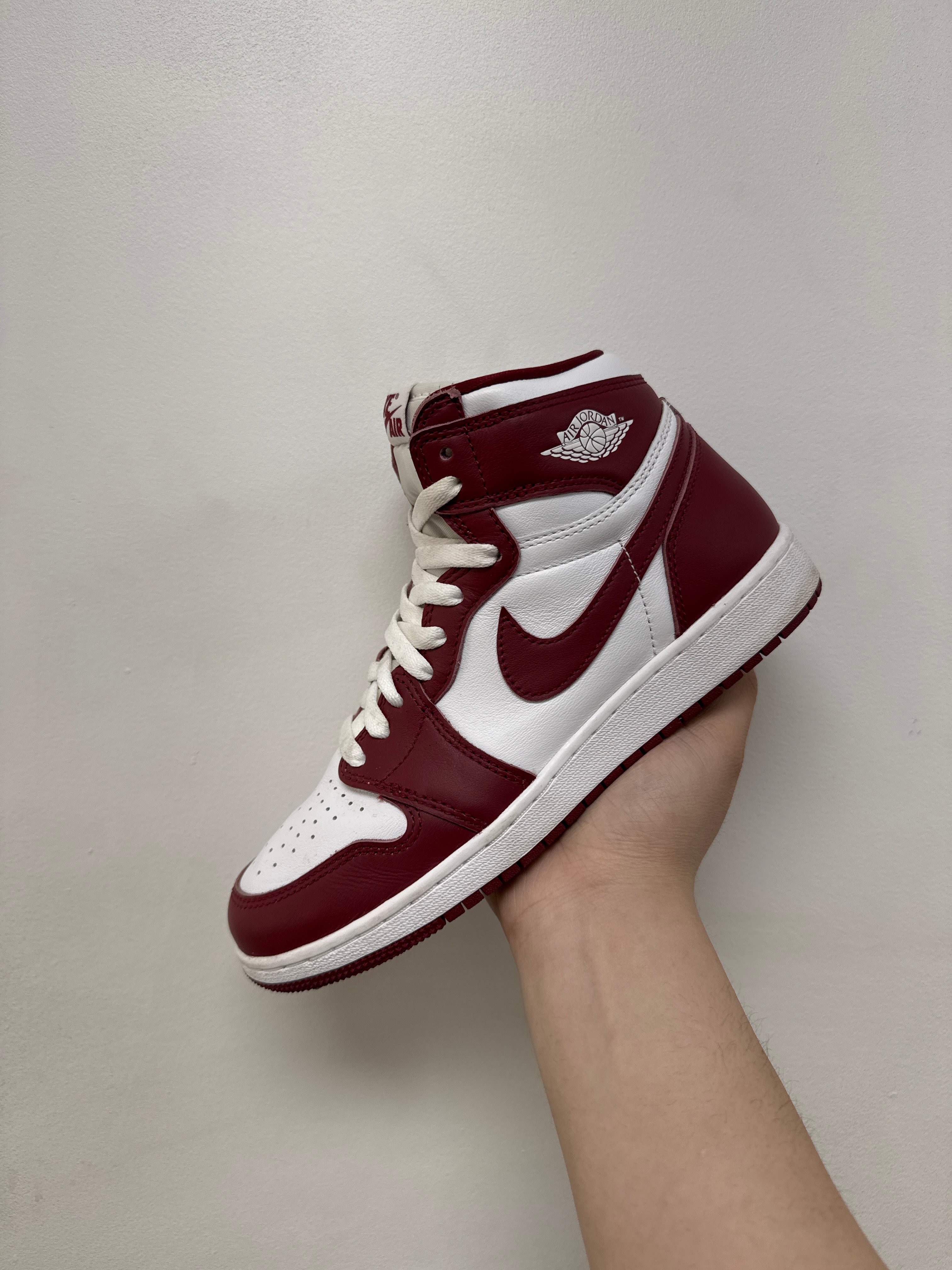 Jordan 1 Dark Maroon Sneakers