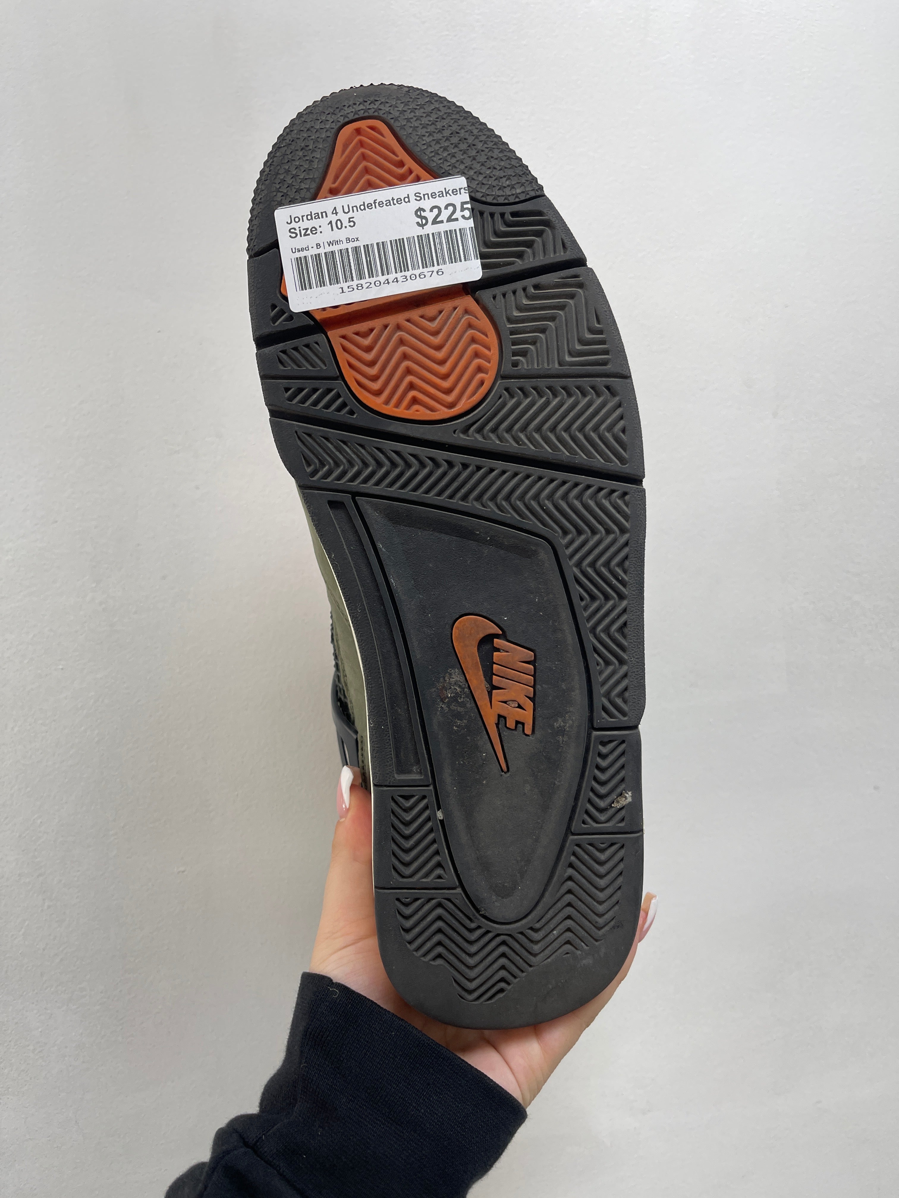 Jordan 4 Undefeated Sneakers