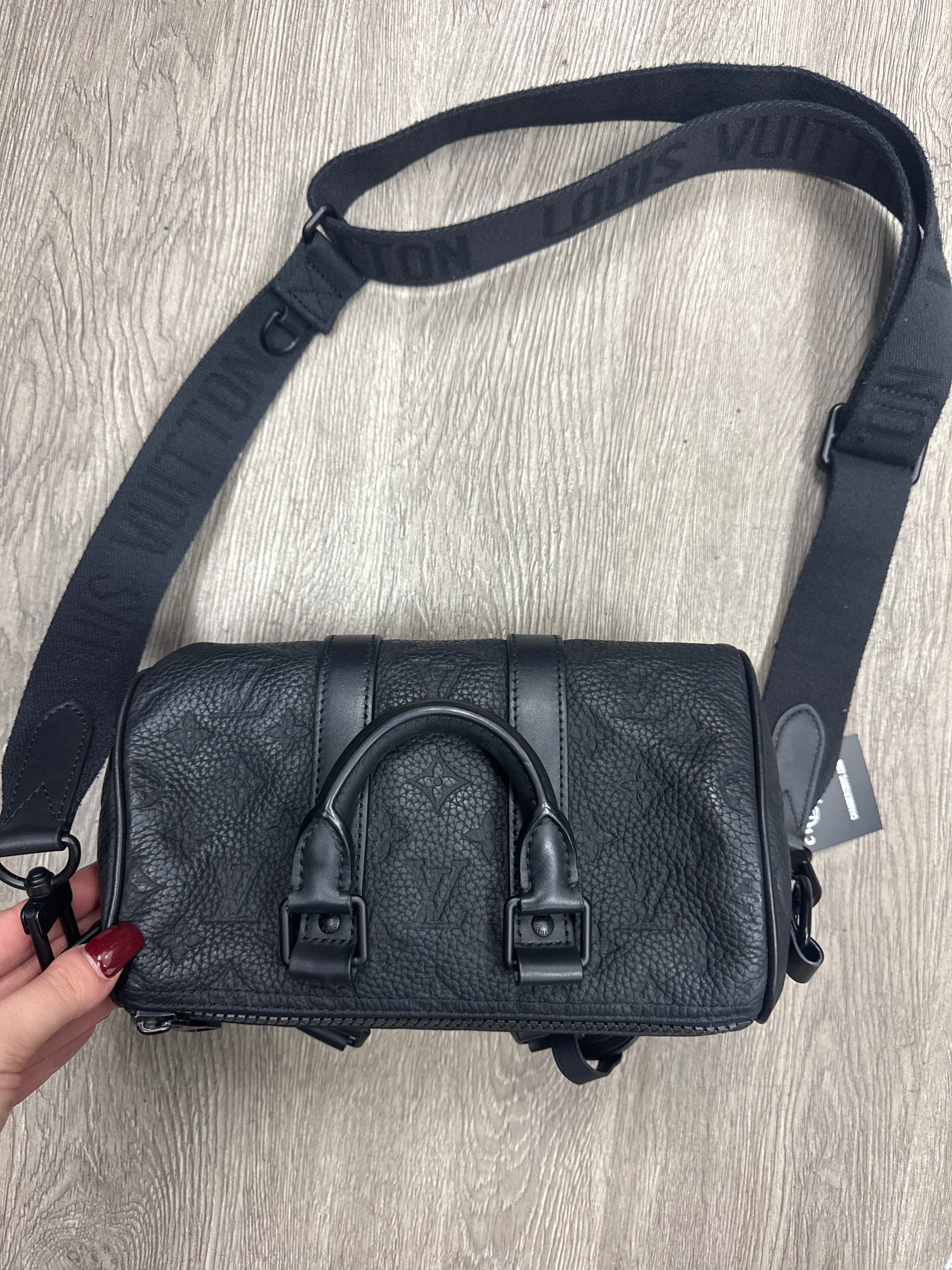 Louis Vuitton Keepall Bandouliere 25 Bag