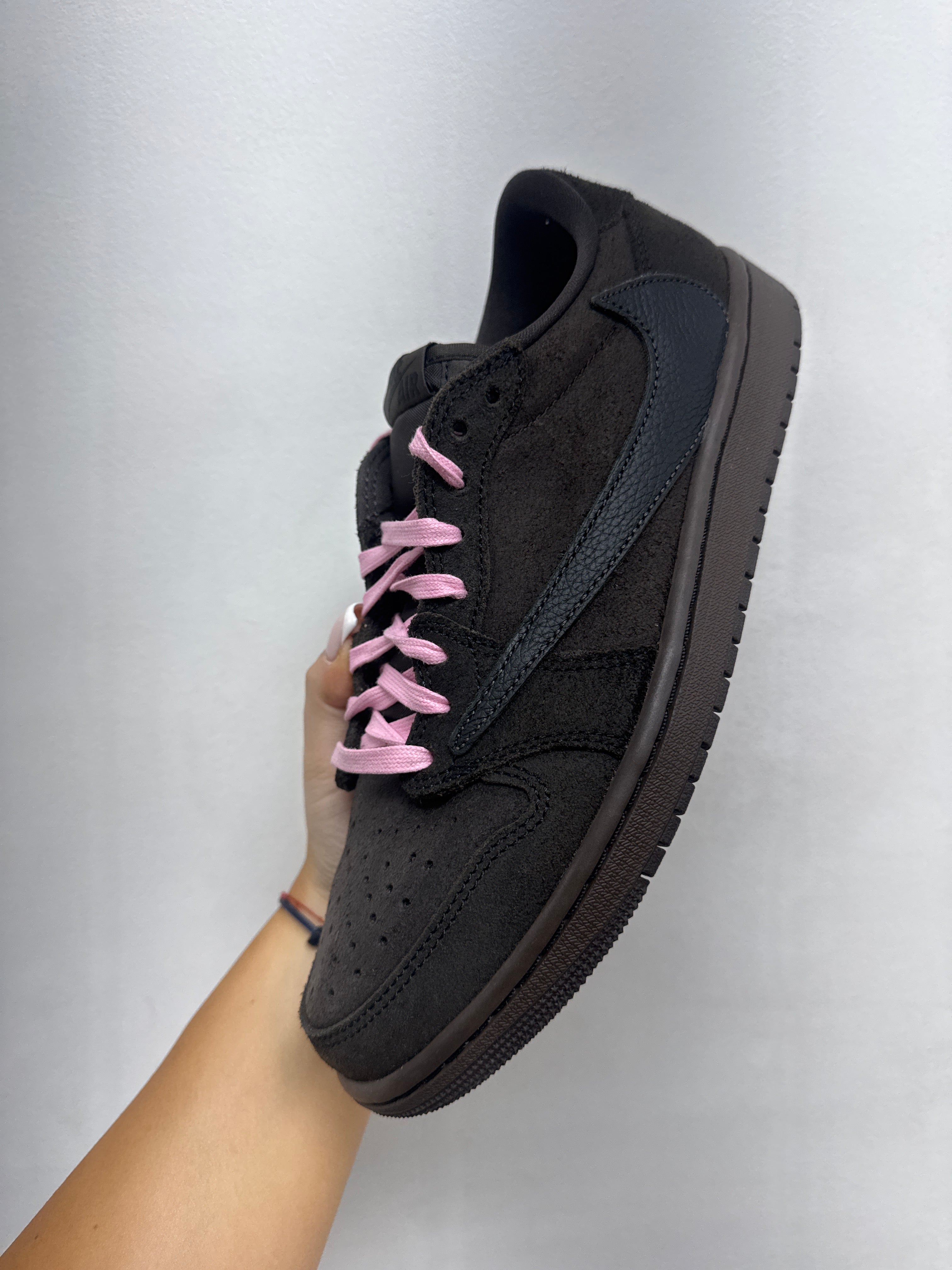 Jordan 1 Low Travis Scott Velvet Sneakers