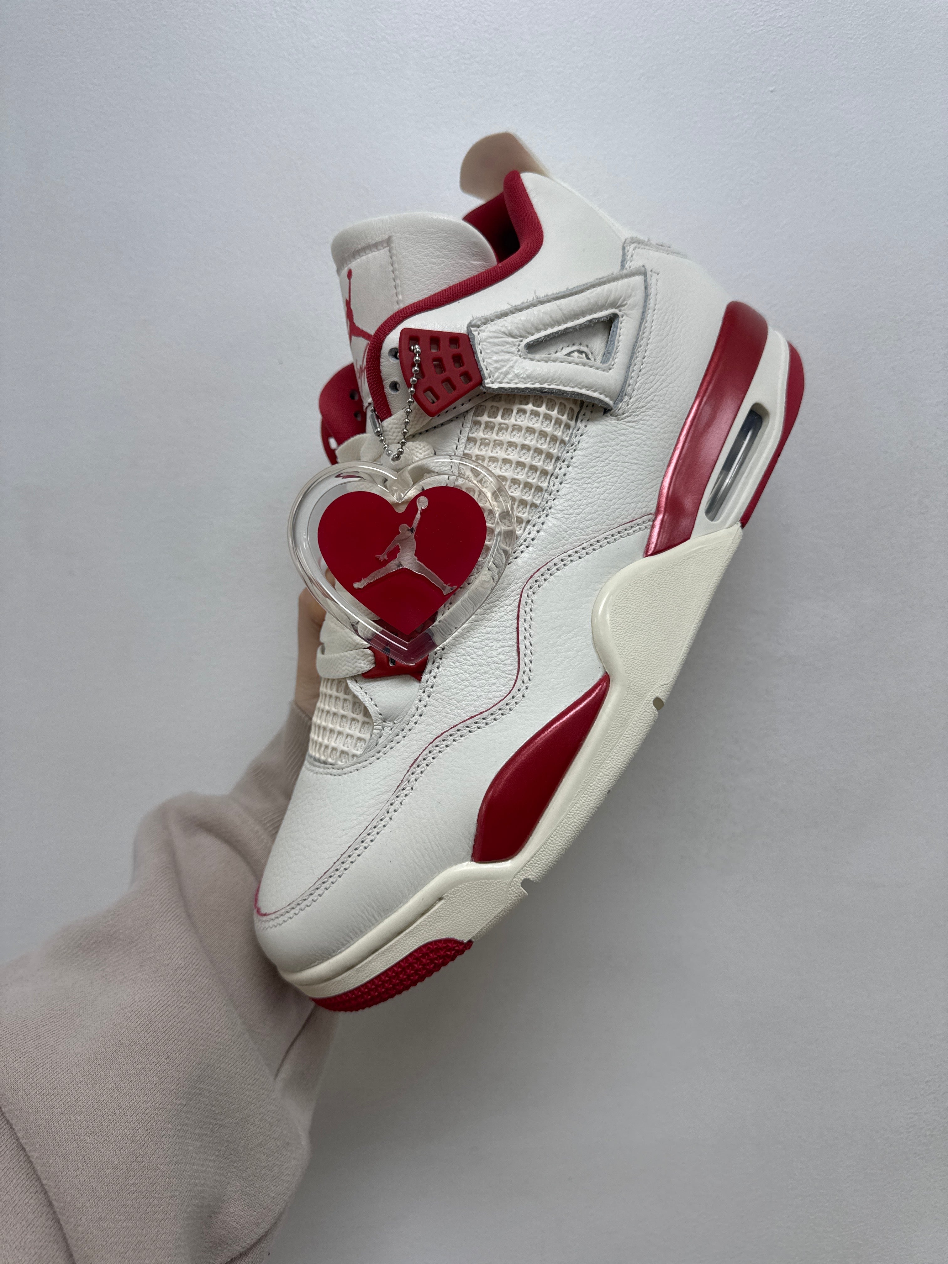 Nike Jordan 4 Retro Sneakers