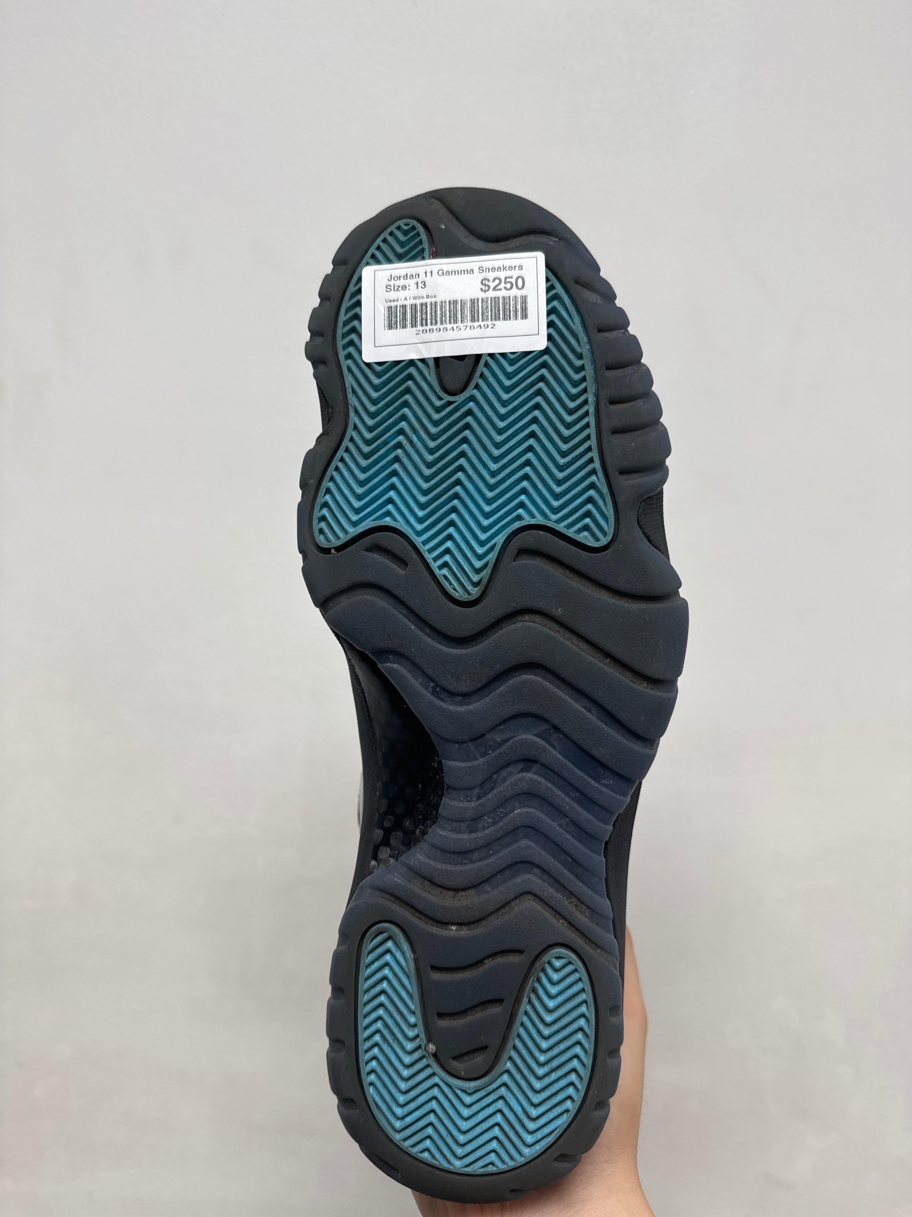 Jordan 11 Gamma Sneakers