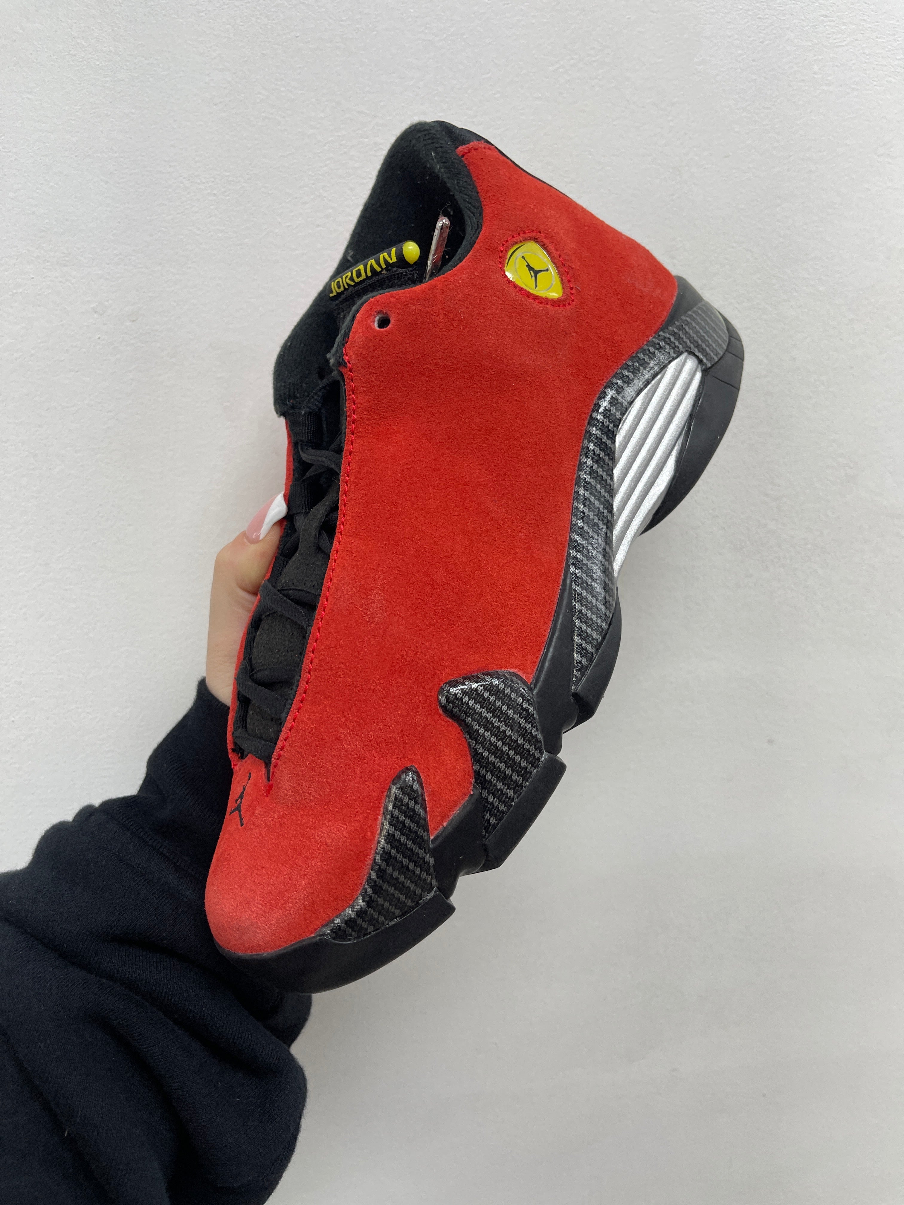 Jordan 14 Ferarri Sneakers