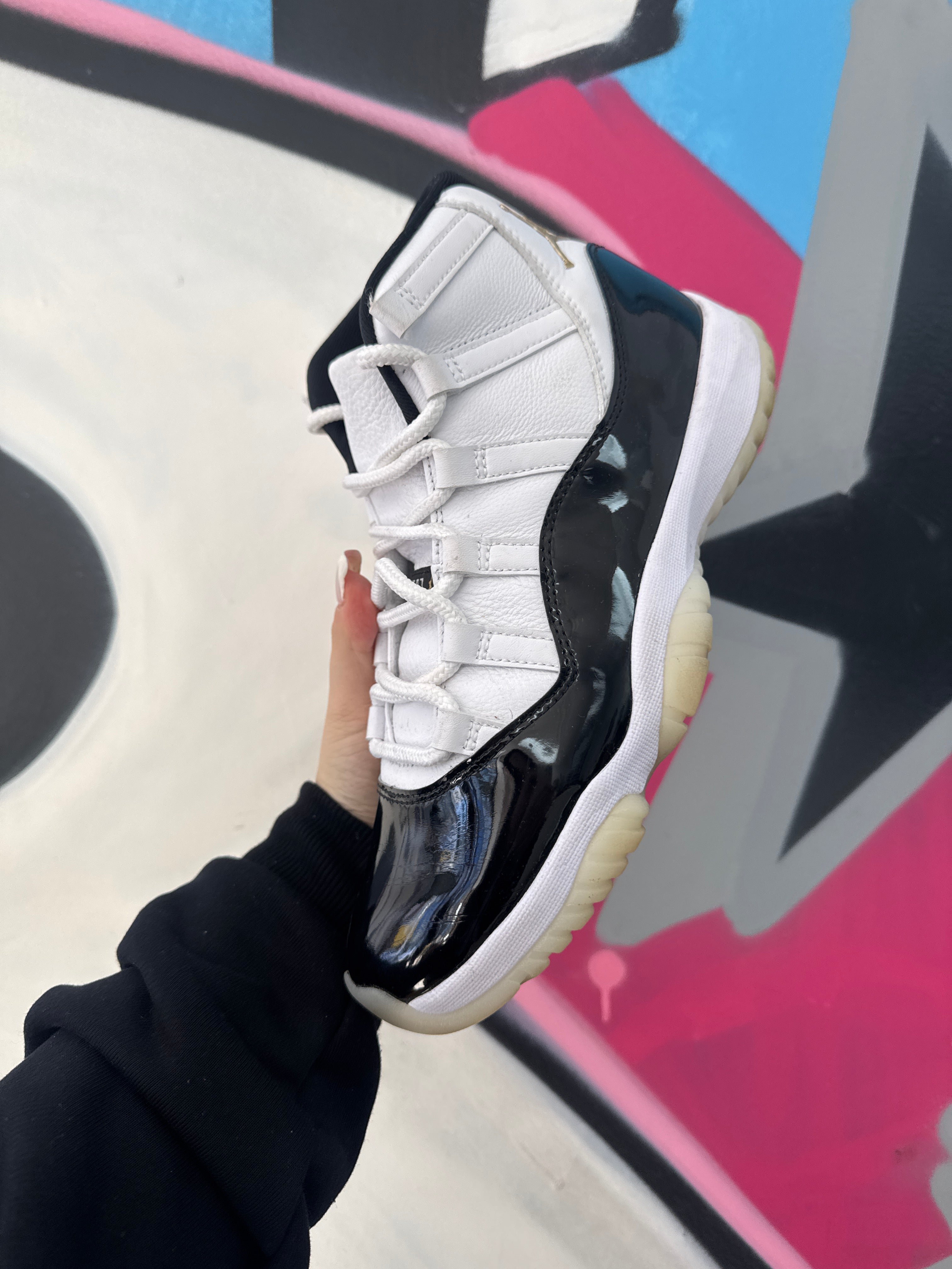 Nike Jordan 11 DMP Sneakers