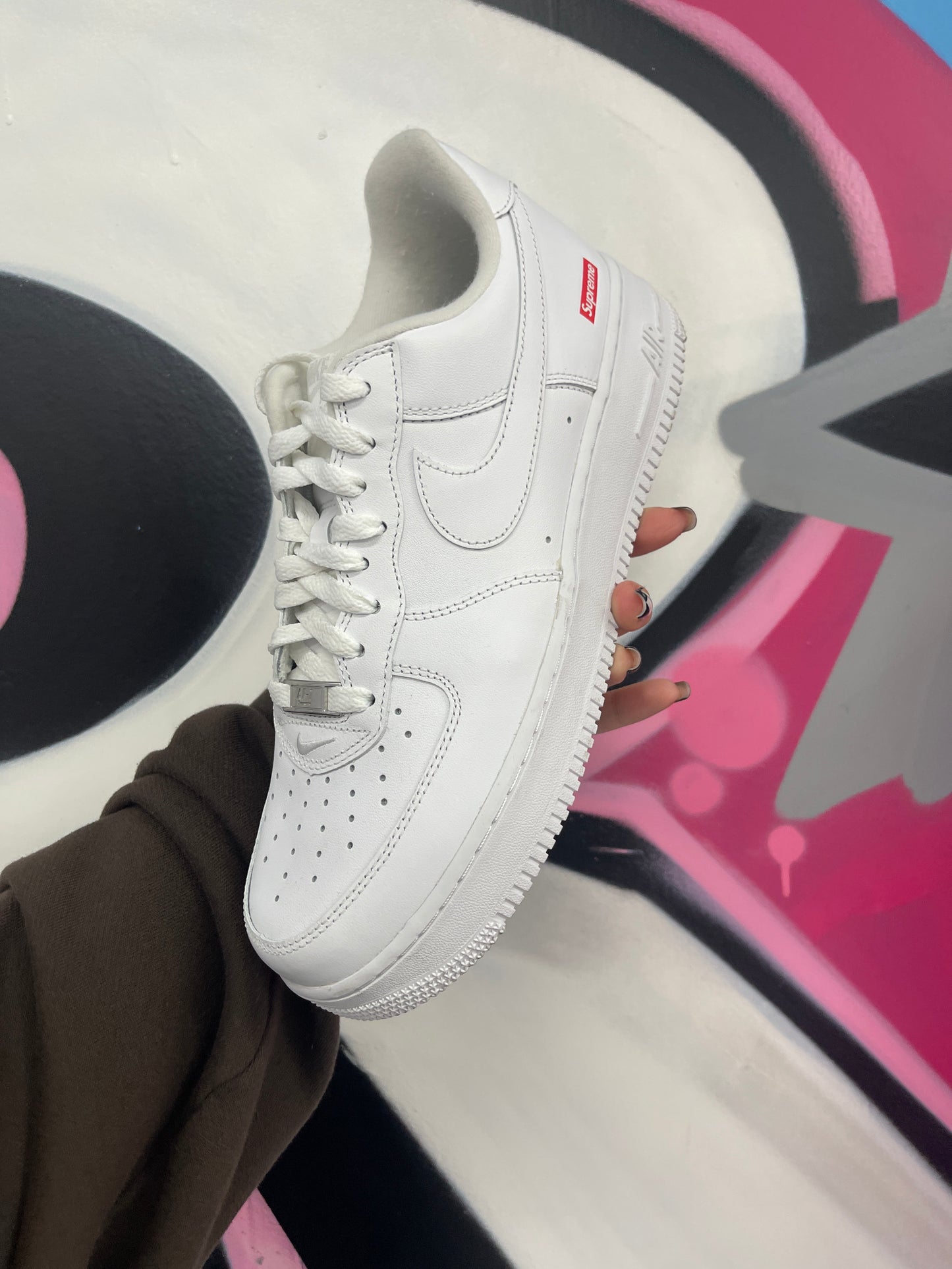 Nike AF1 Supreme White Lightly Worn 9 With Box