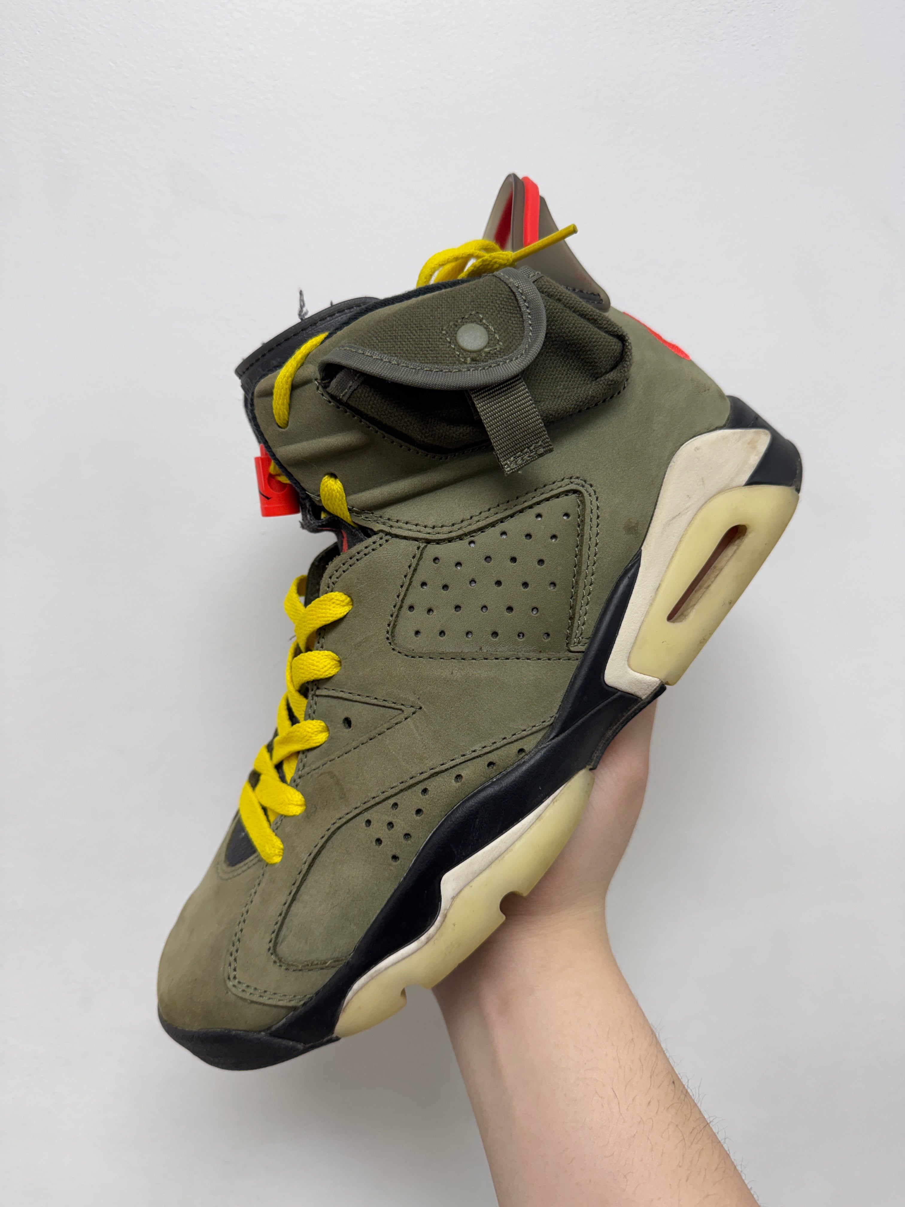 Jordan 6 Travis Scott Olive Sneakers