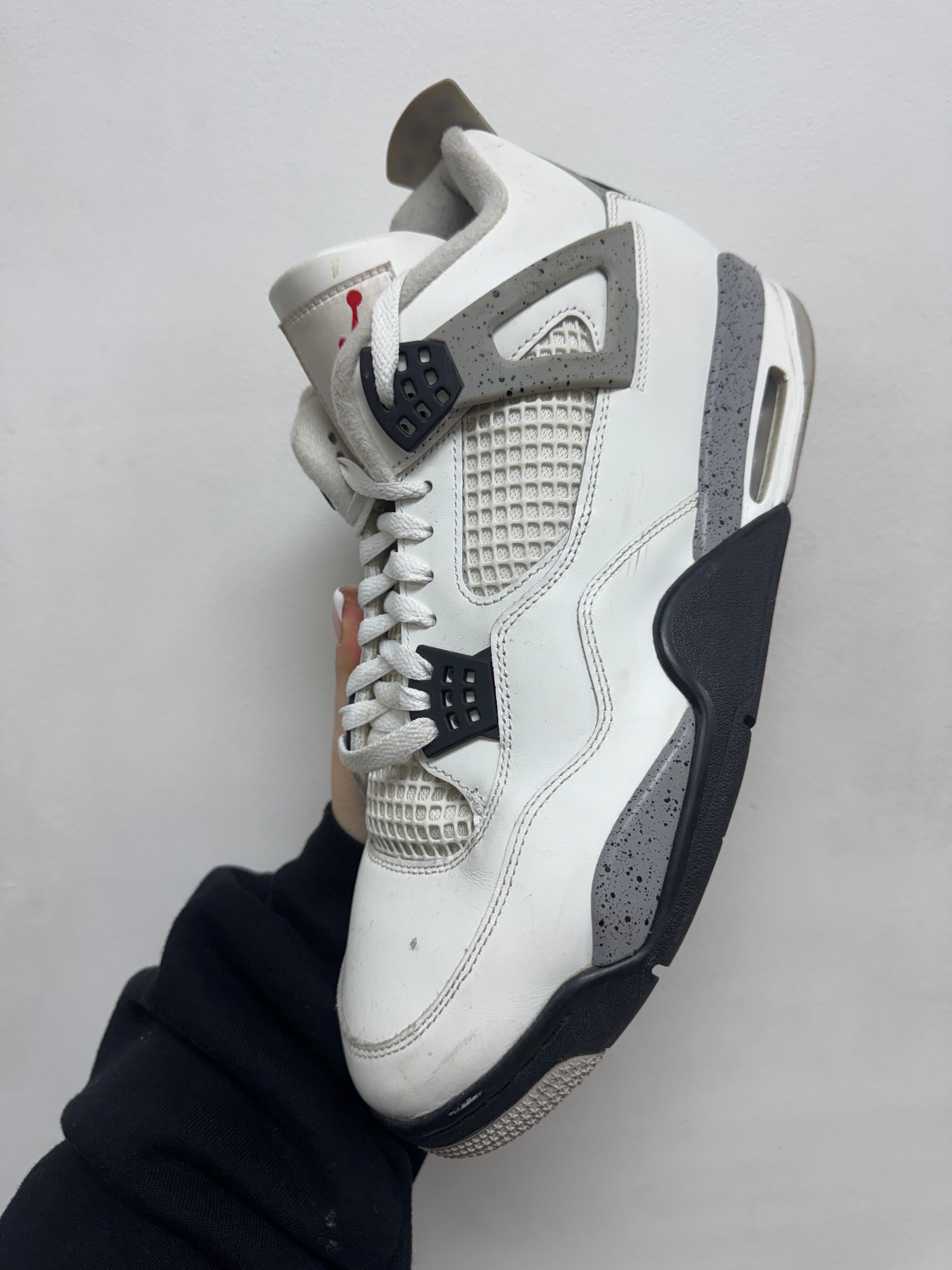 Jordan 4 White Cement Sneakers