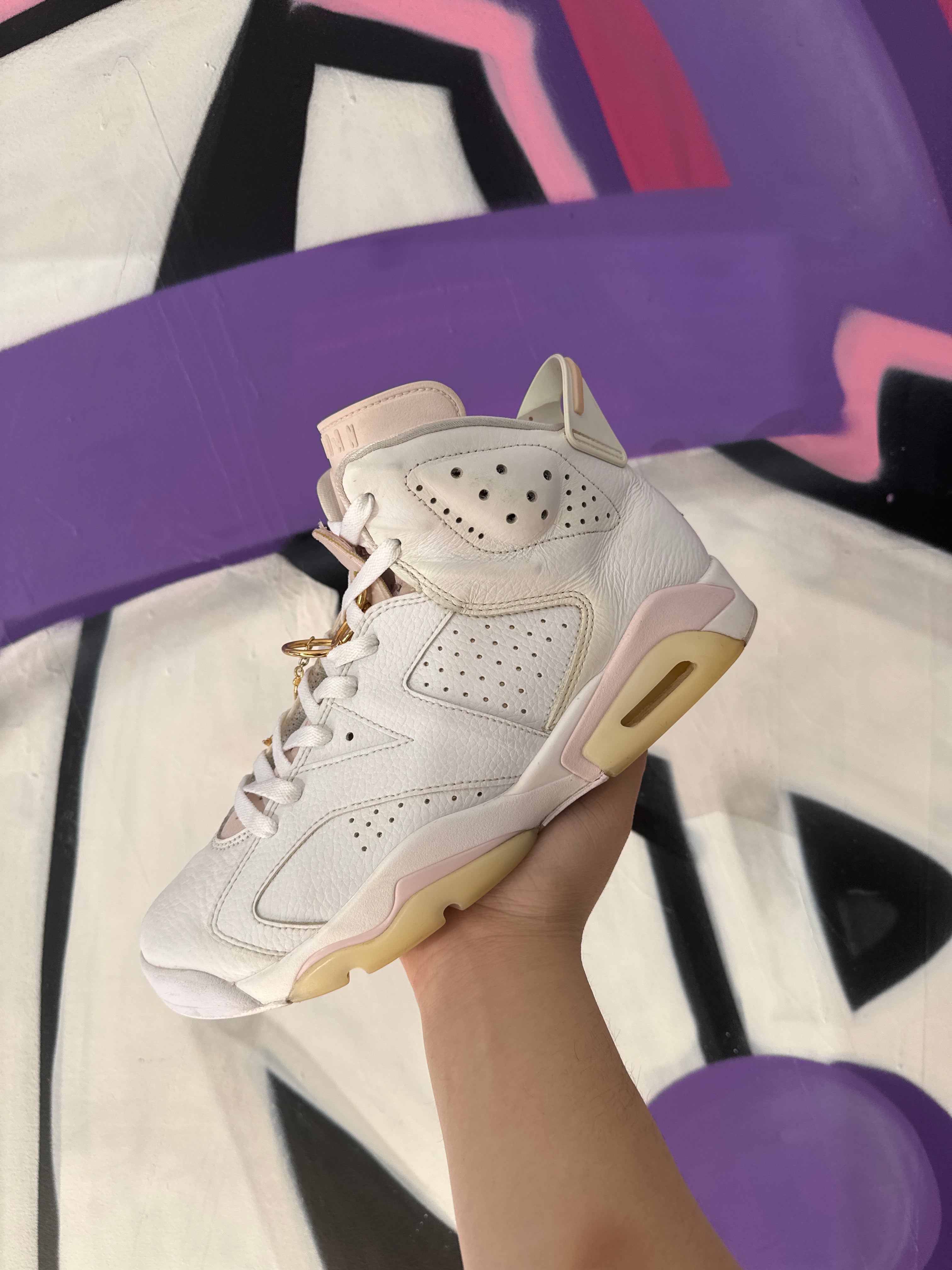 Jordan 6 Six Rings Sneakers