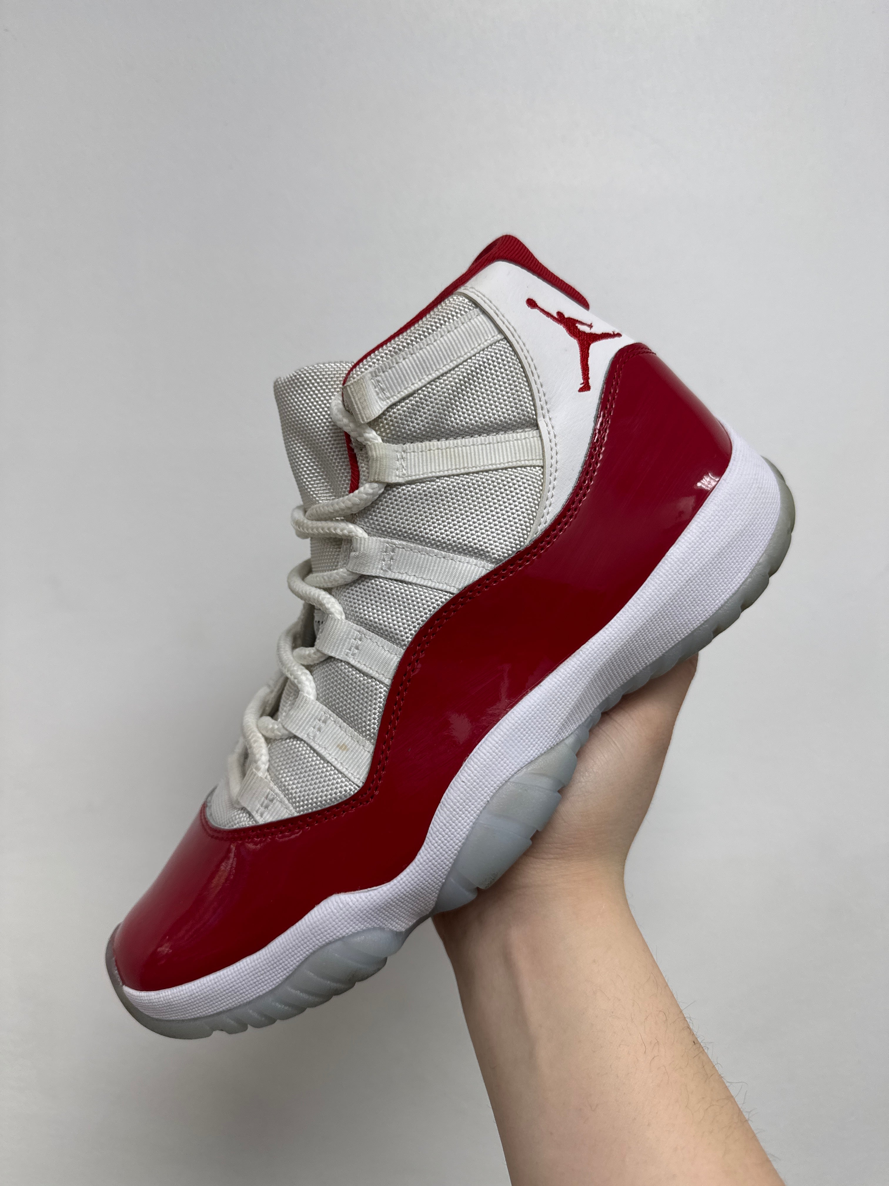 Jordan 11 Cherry Sneakers