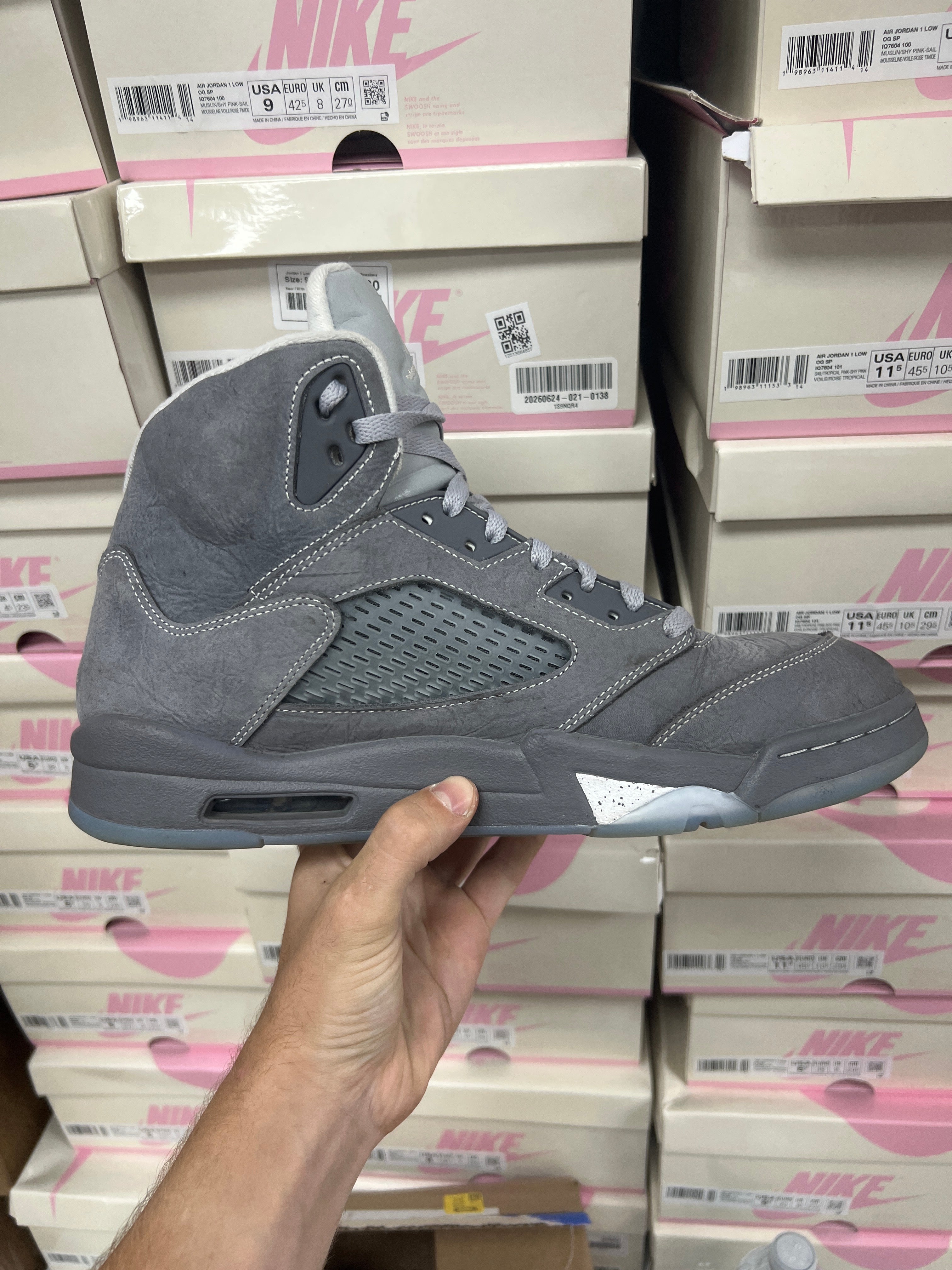 Jordan 5 Wolf Grey Sneakers