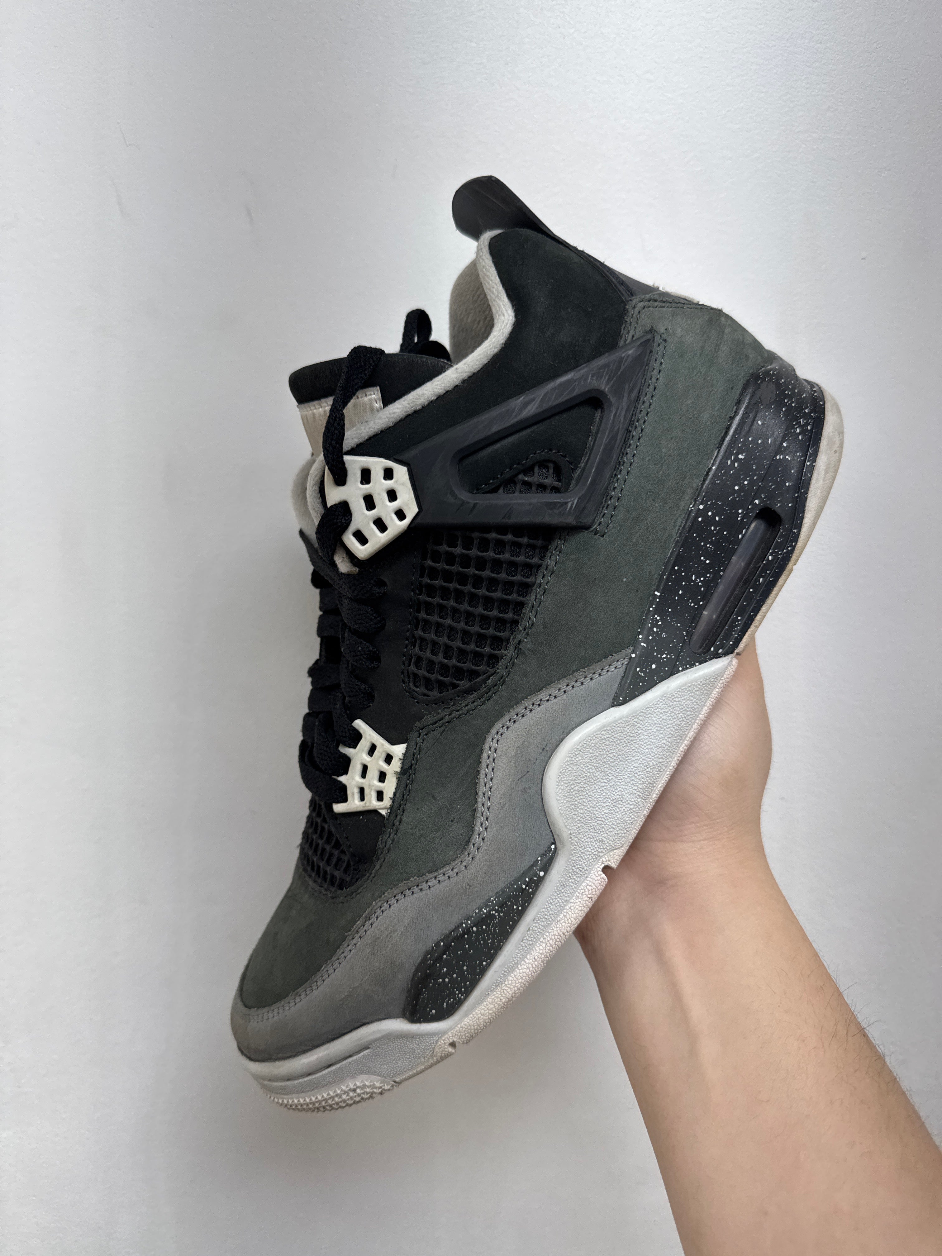 Jordan 4 Fear Sneakers