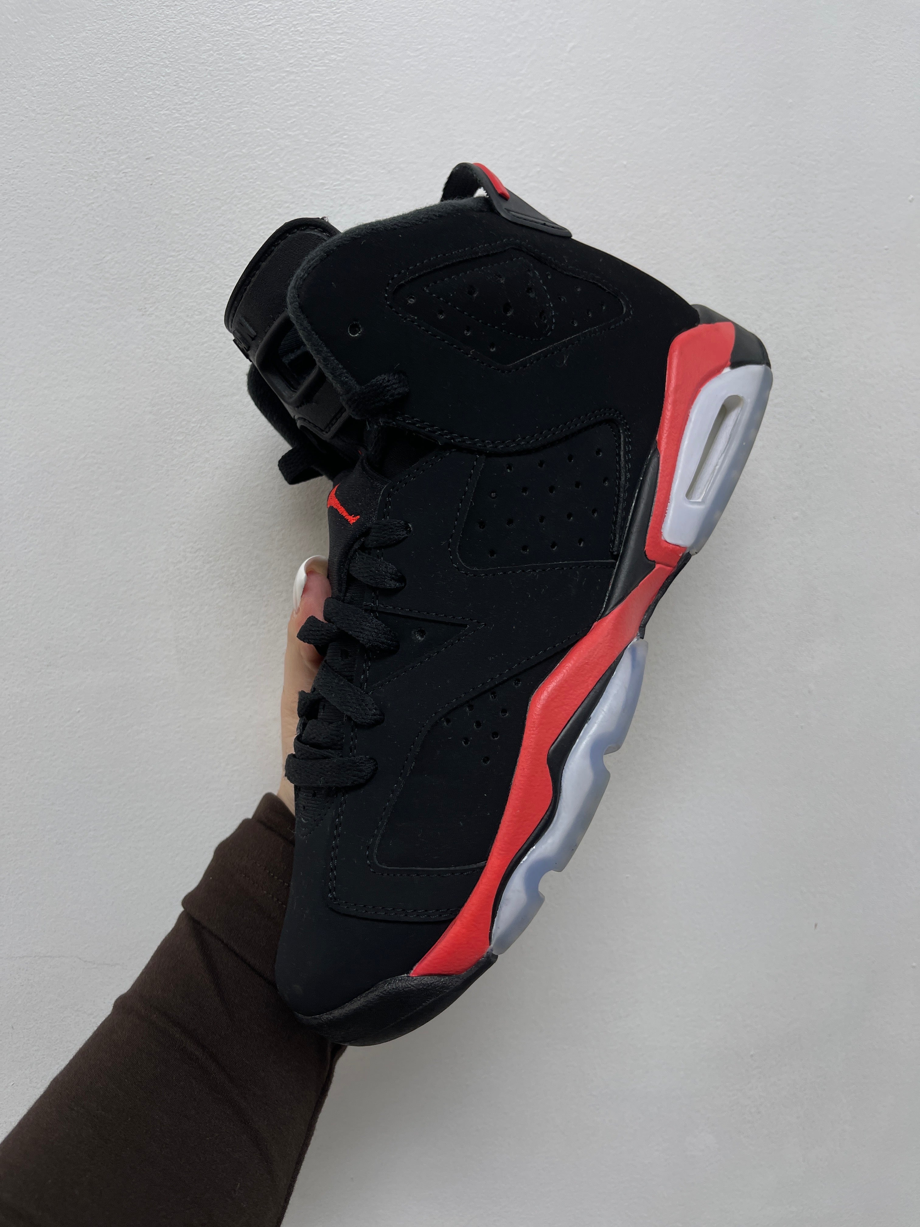 Jordan 6 Infrared Salesman Sneakers