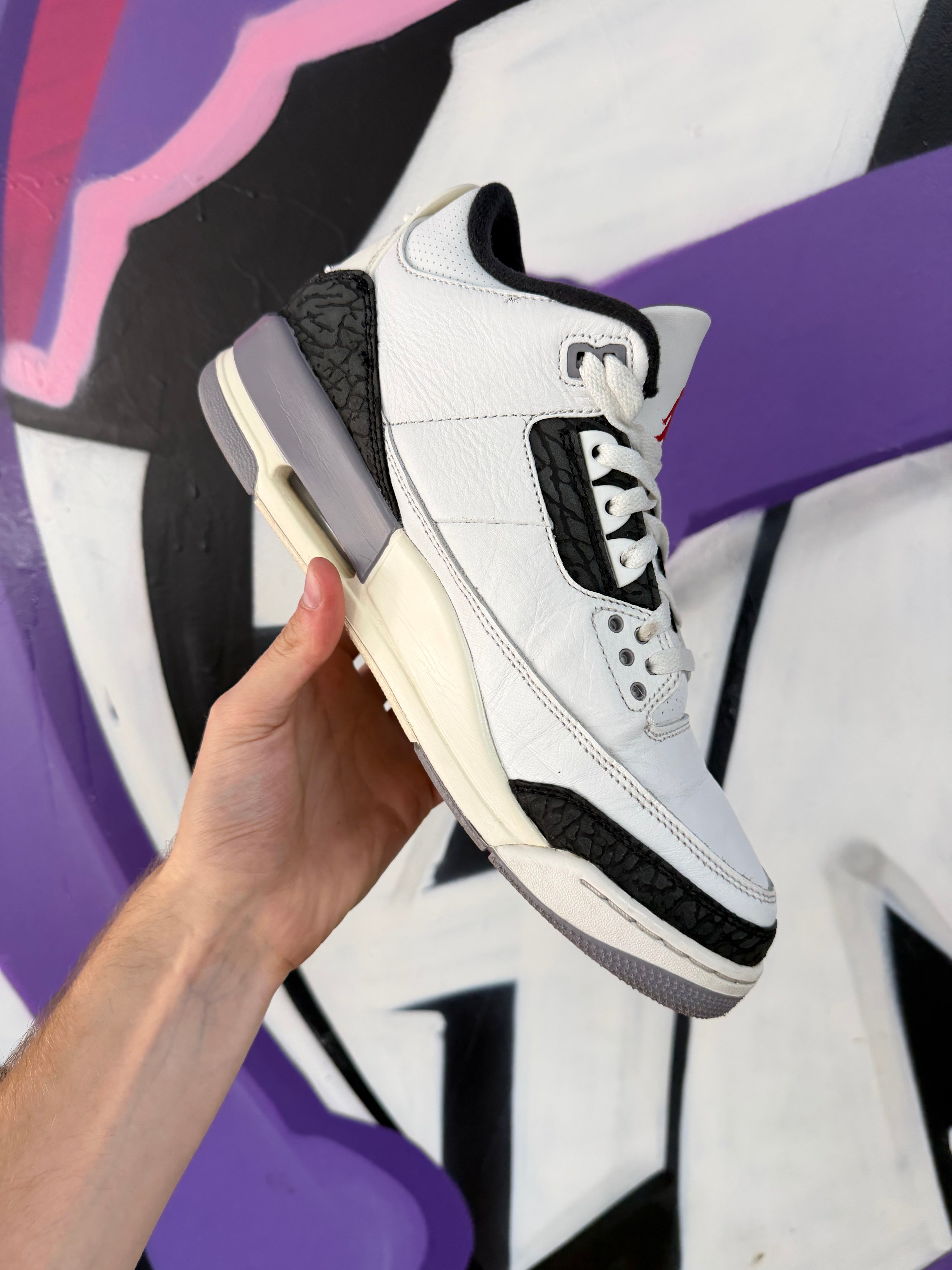 Jordan 3 Cement Grey Sneakers