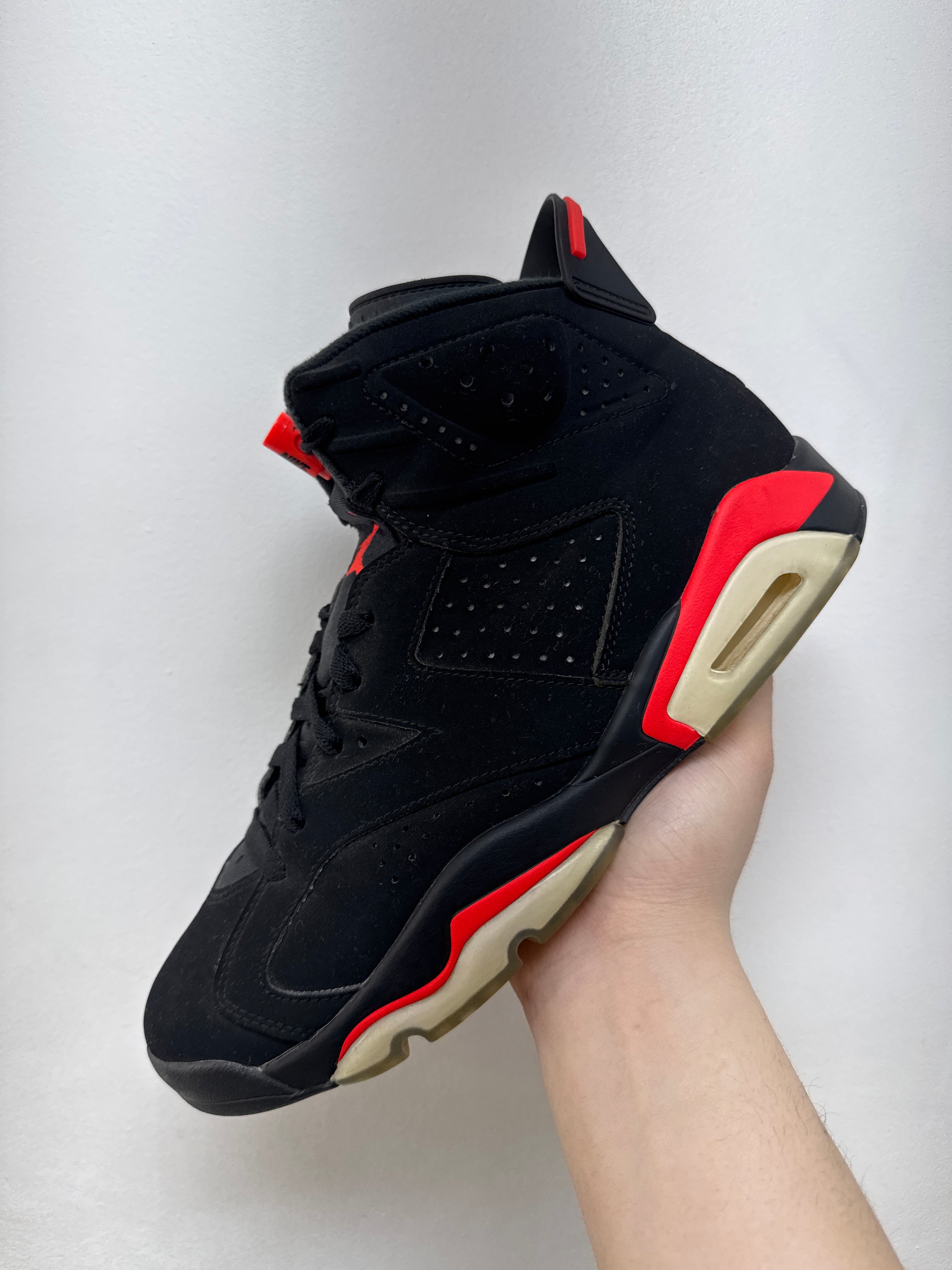 Jordan 6 Inferred Sneakers