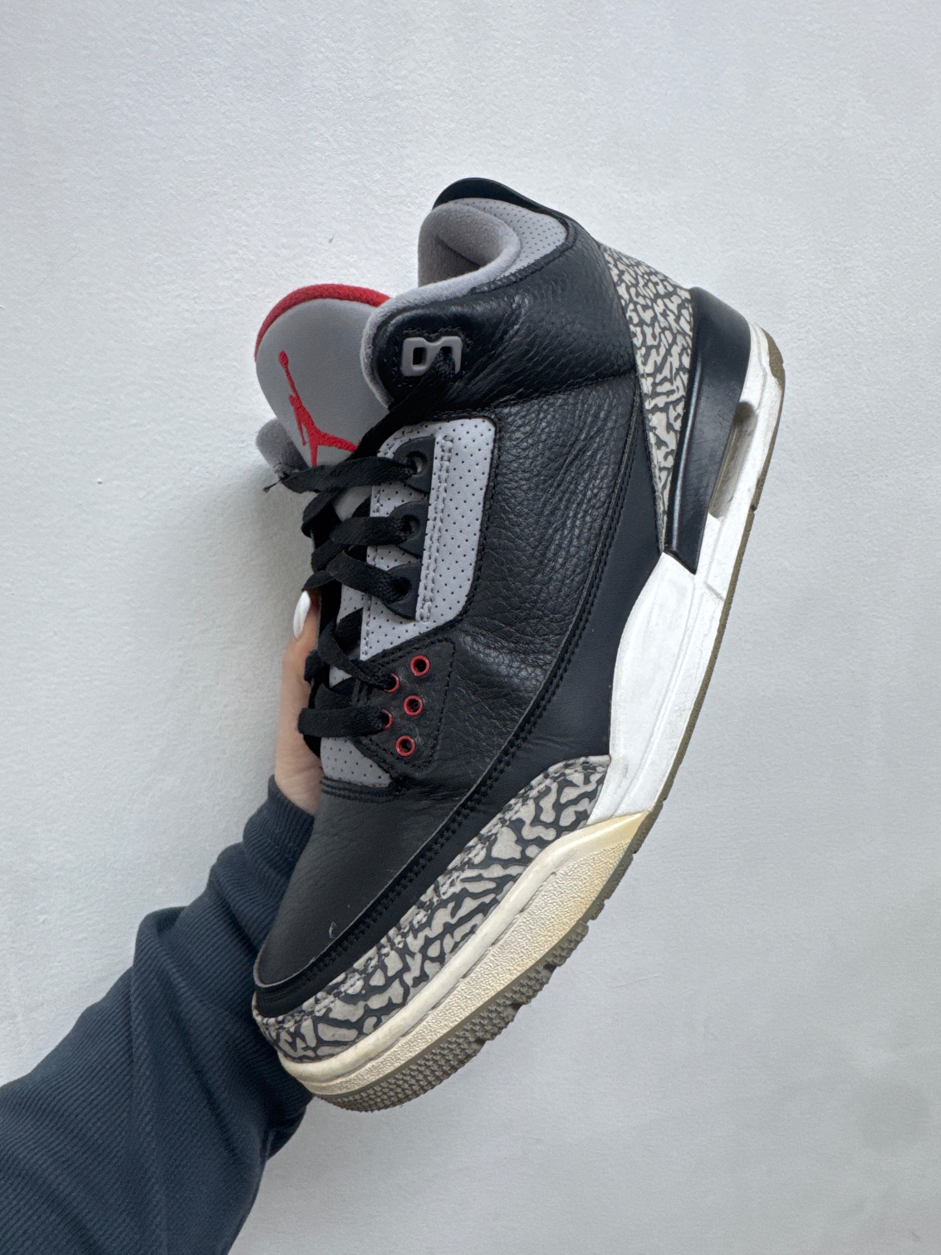Jordan 3 Black Cement (2018) Sneakers