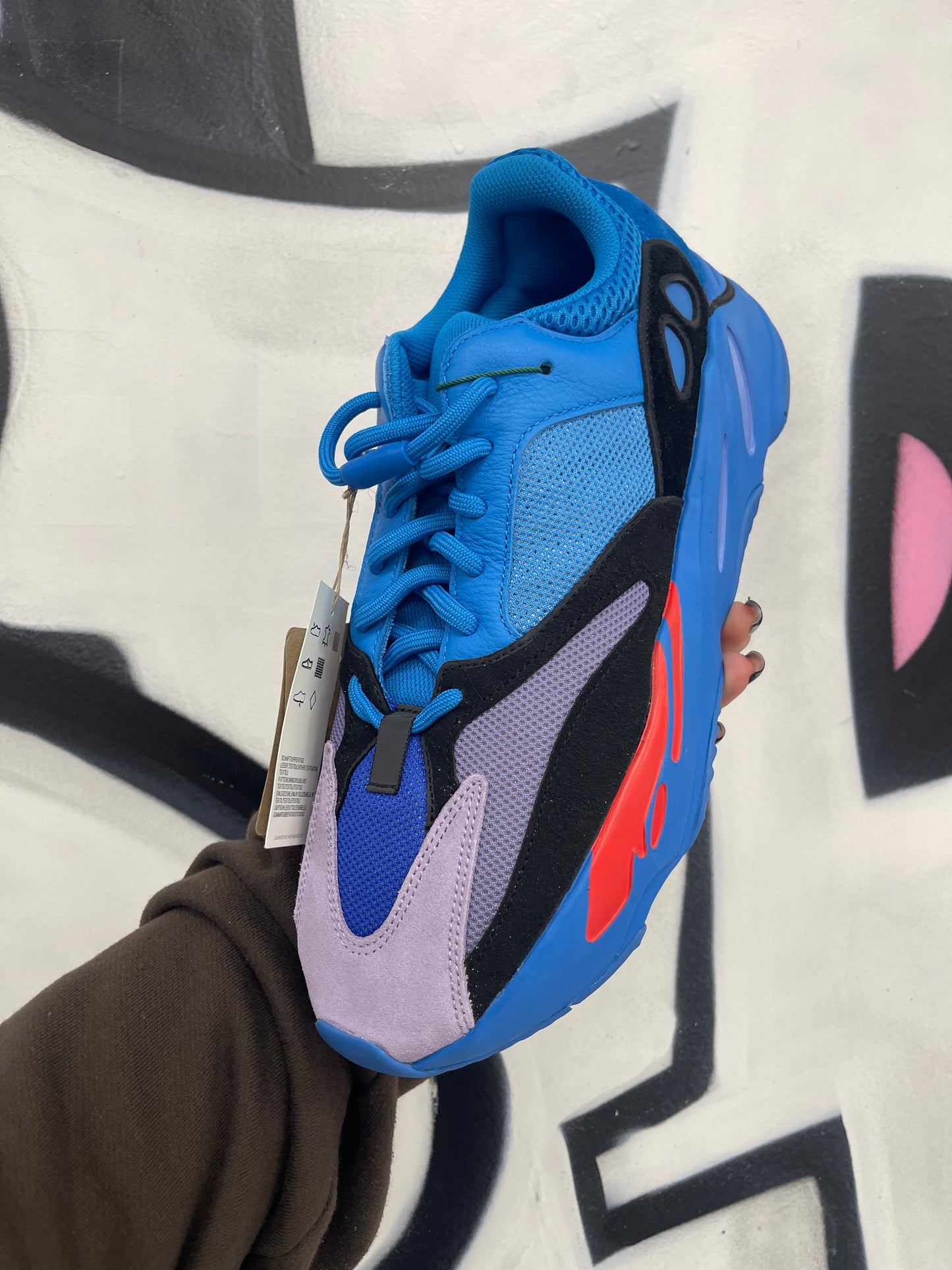 YZY 700 Hi-Res Blue New 12 No Box