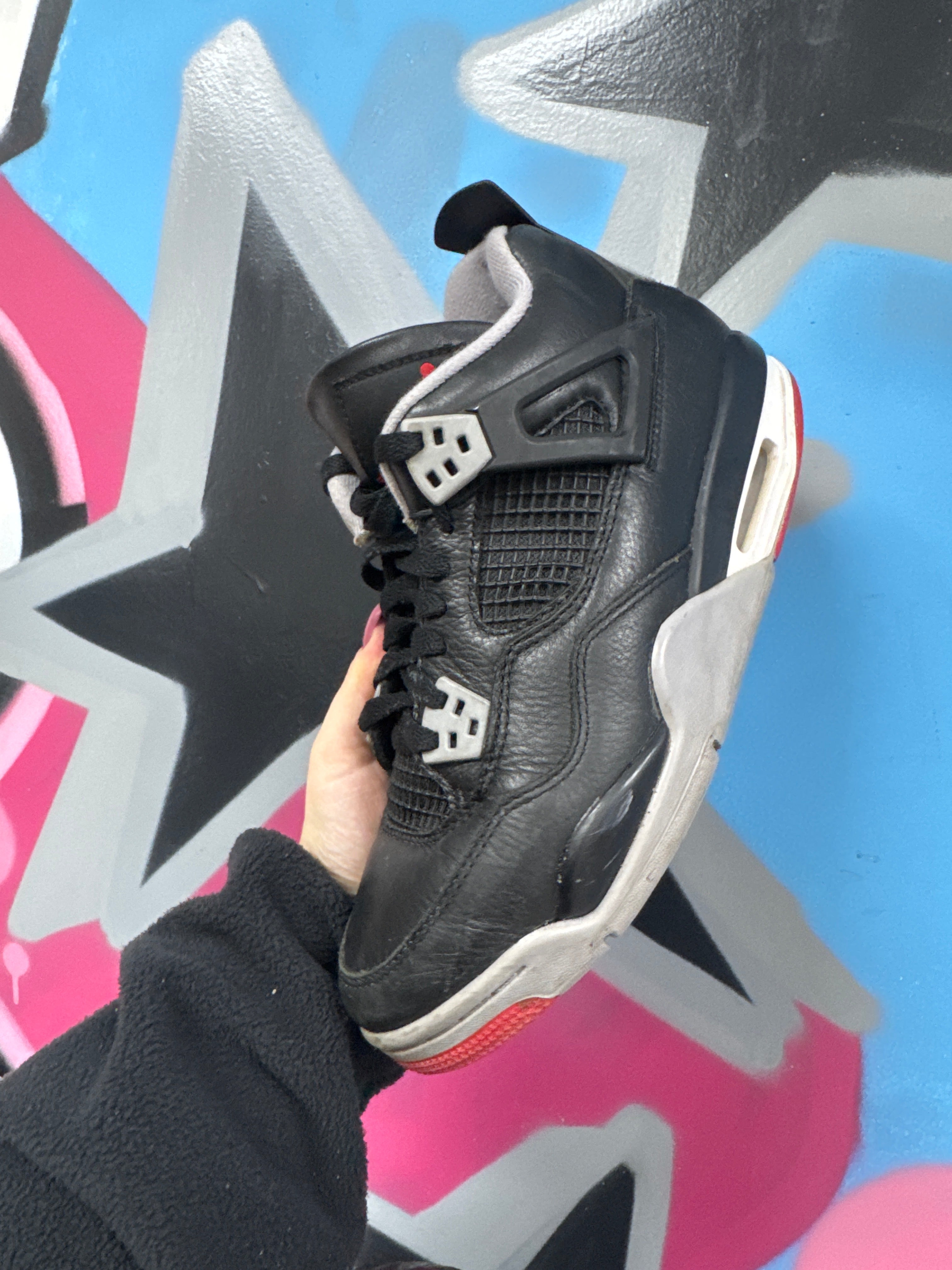 Jordan 4 Bred Sneakers