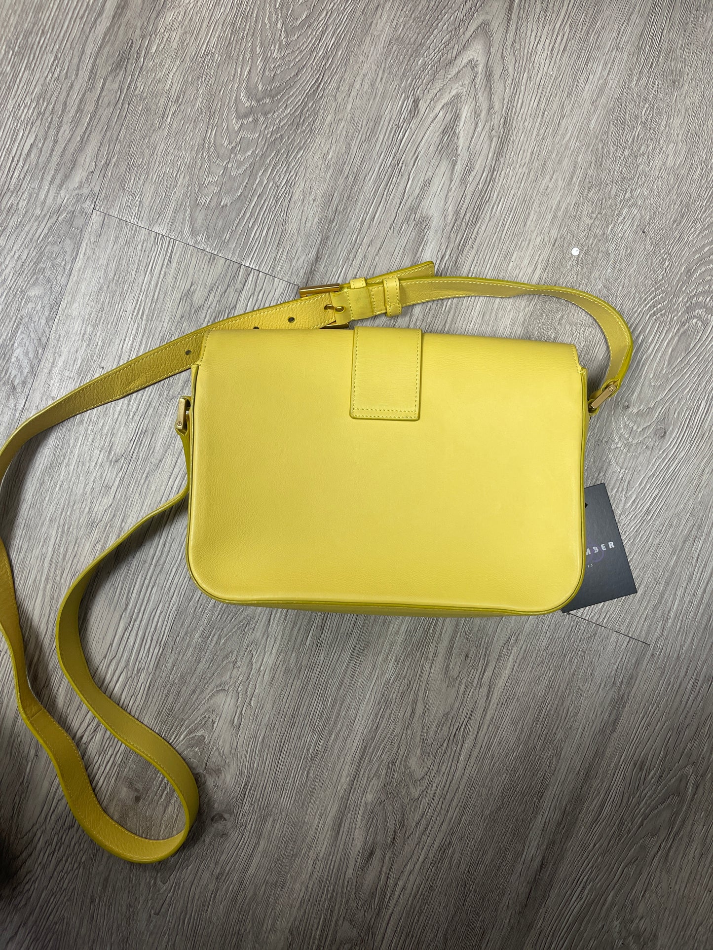 YSL Chyc Leather Classic Y Yellow Crossbody Bag Lightly Worn One Size N/A