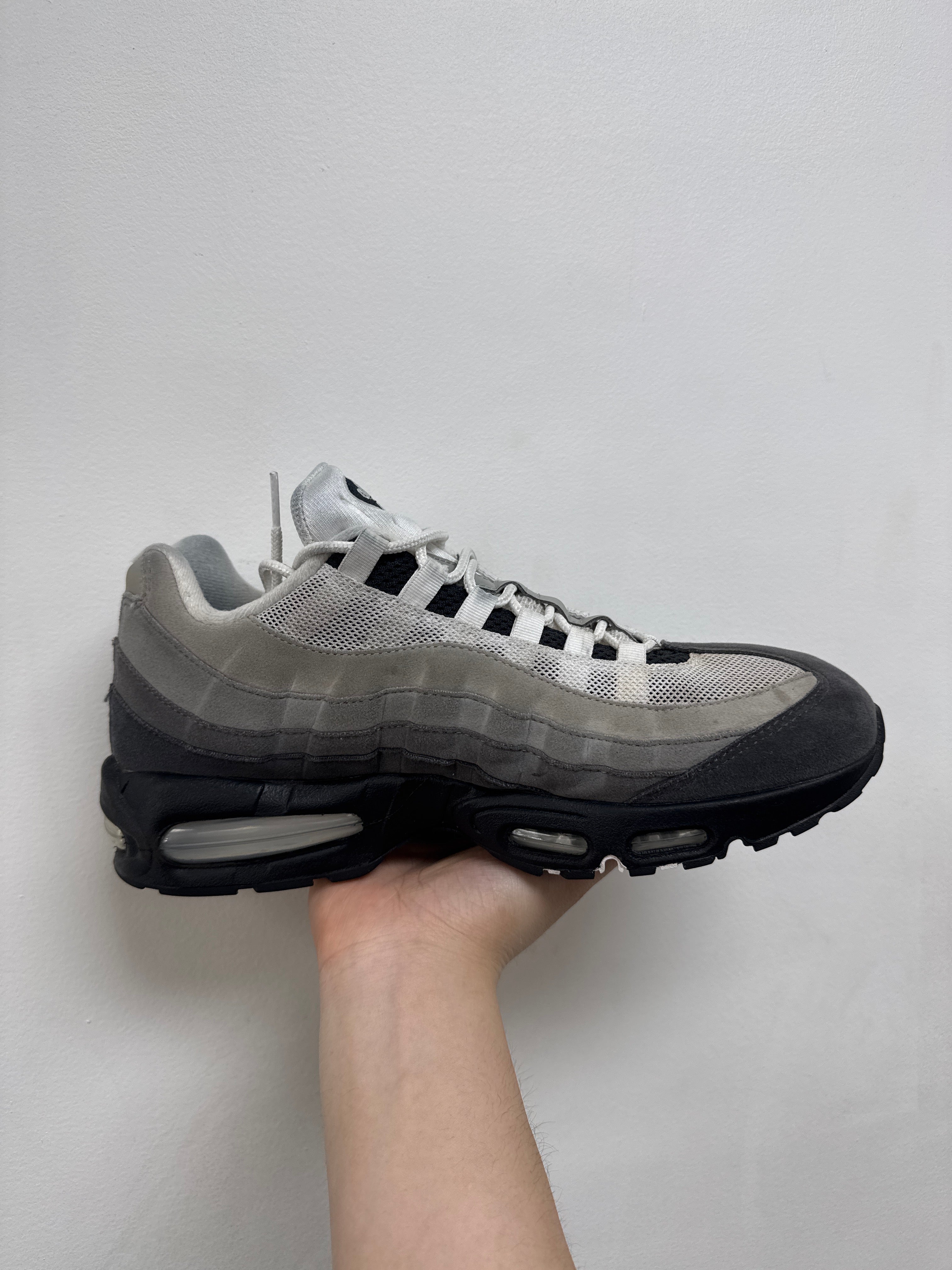 Nike Am95 Ash Grey Sneakers