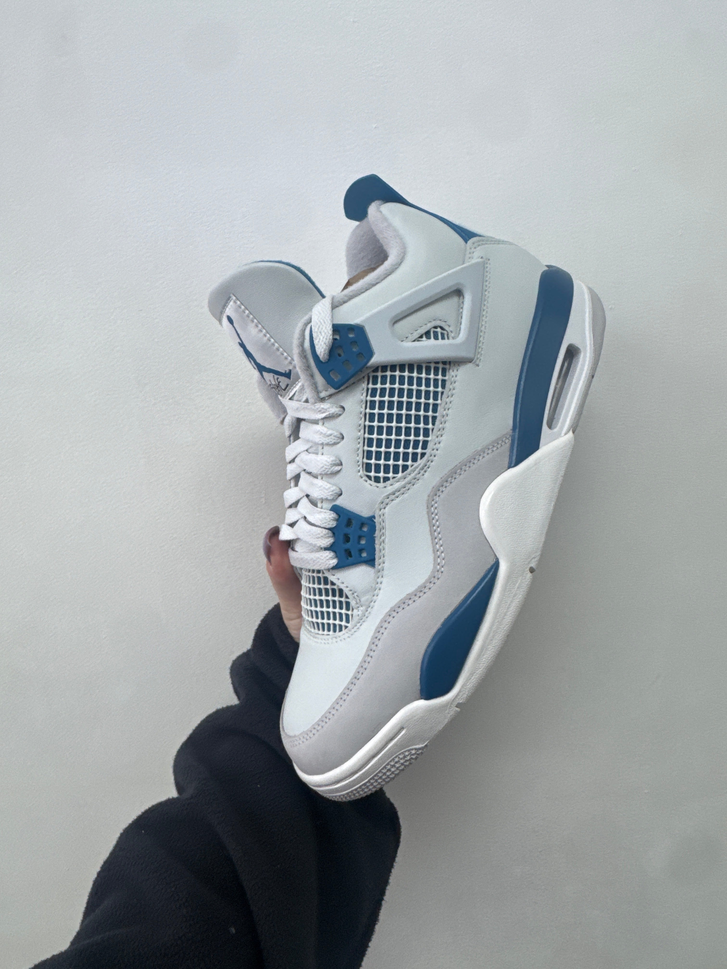 Jordan 4 Military Blue Sneakers