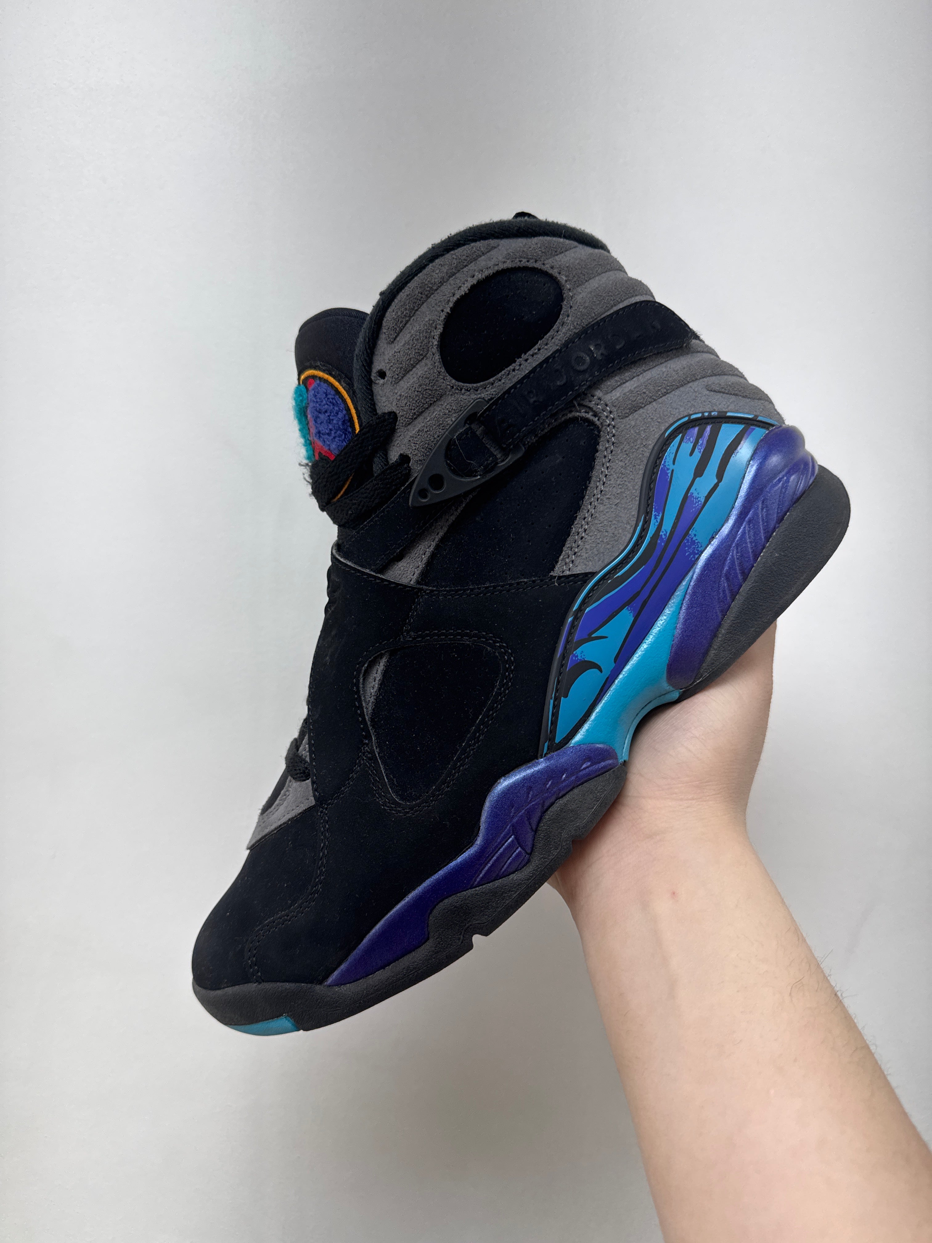 Jordan 8 Aqua Sneakers