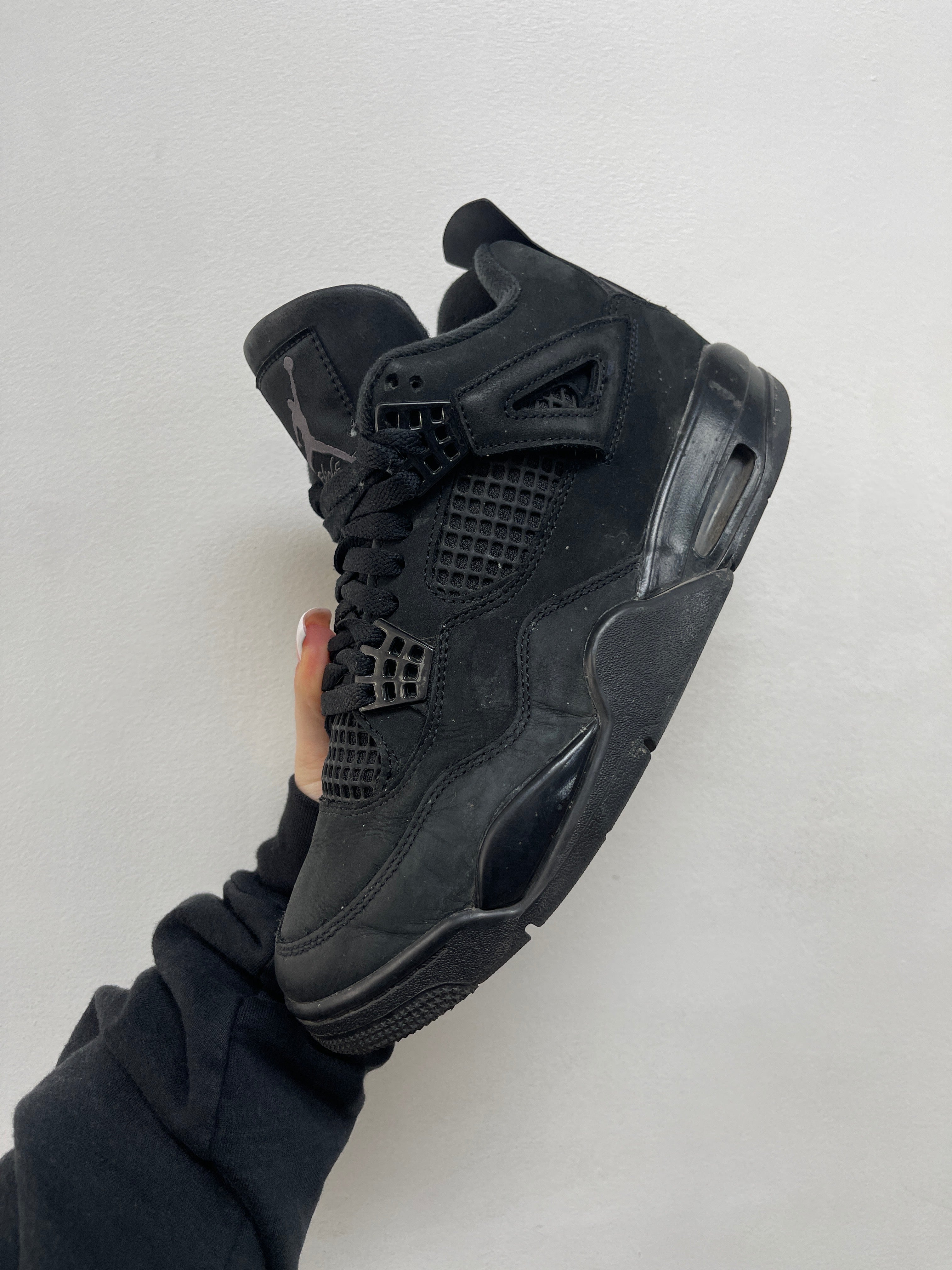 Jordan 4 Black Cat Sneakers
