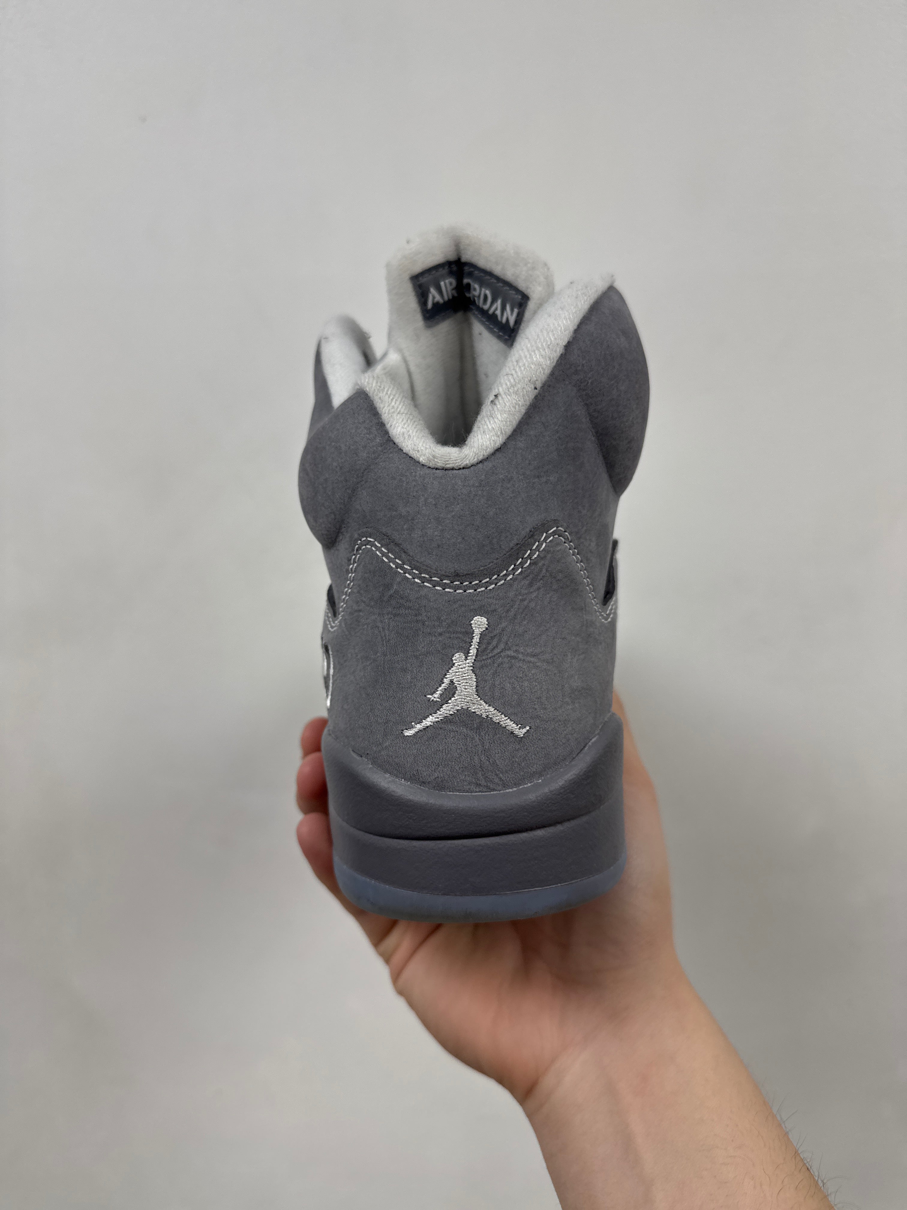 Jordan 5 Wolf Grey Sneakers