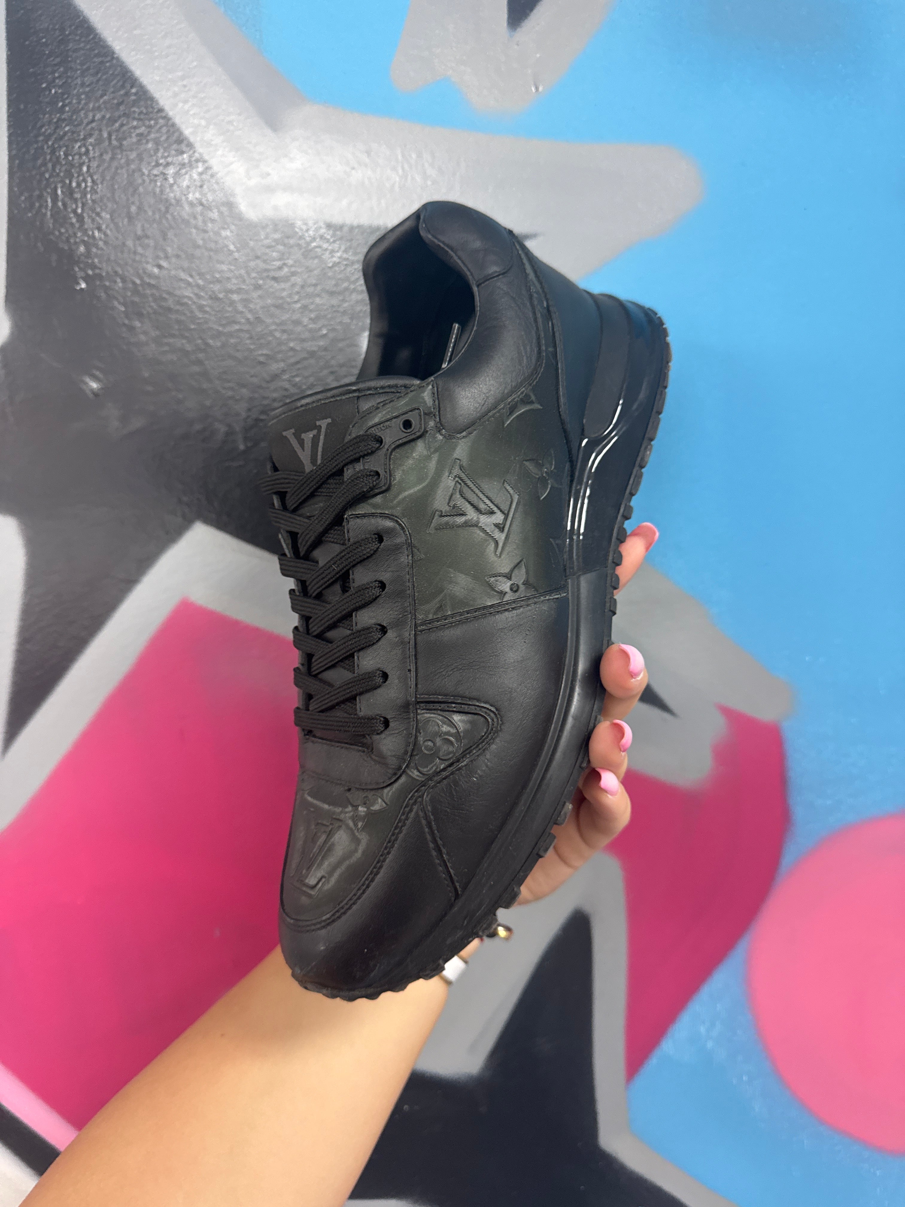 LV Sneaker Monogram Black Used 6 (7.5US) With Box