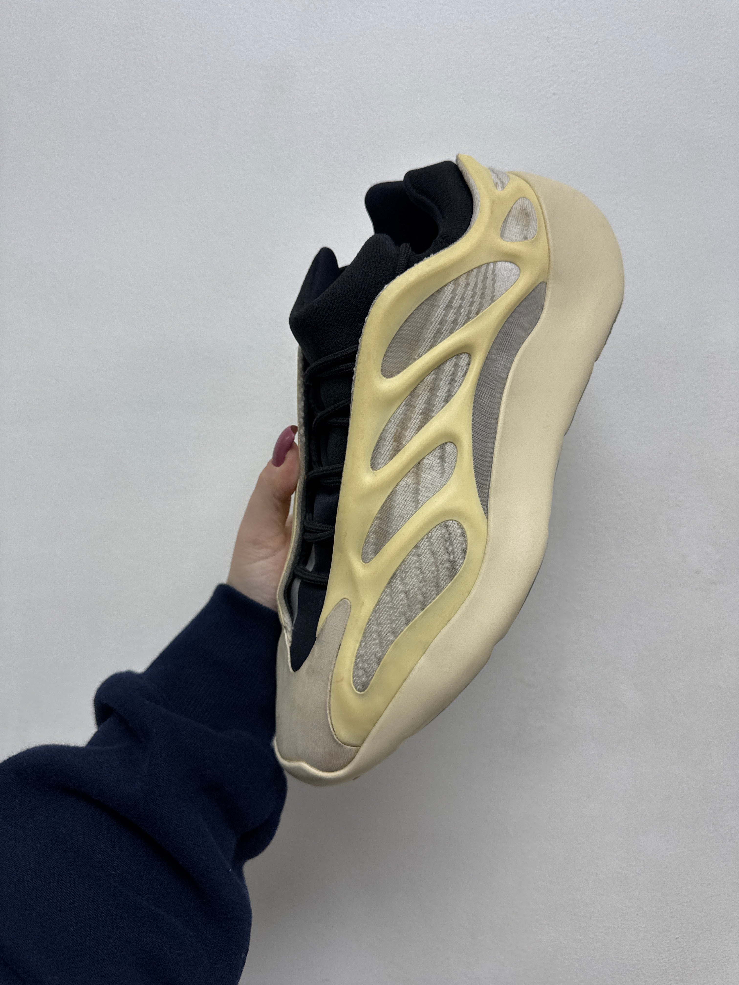 YZY 700 V3 Azael Sneakers