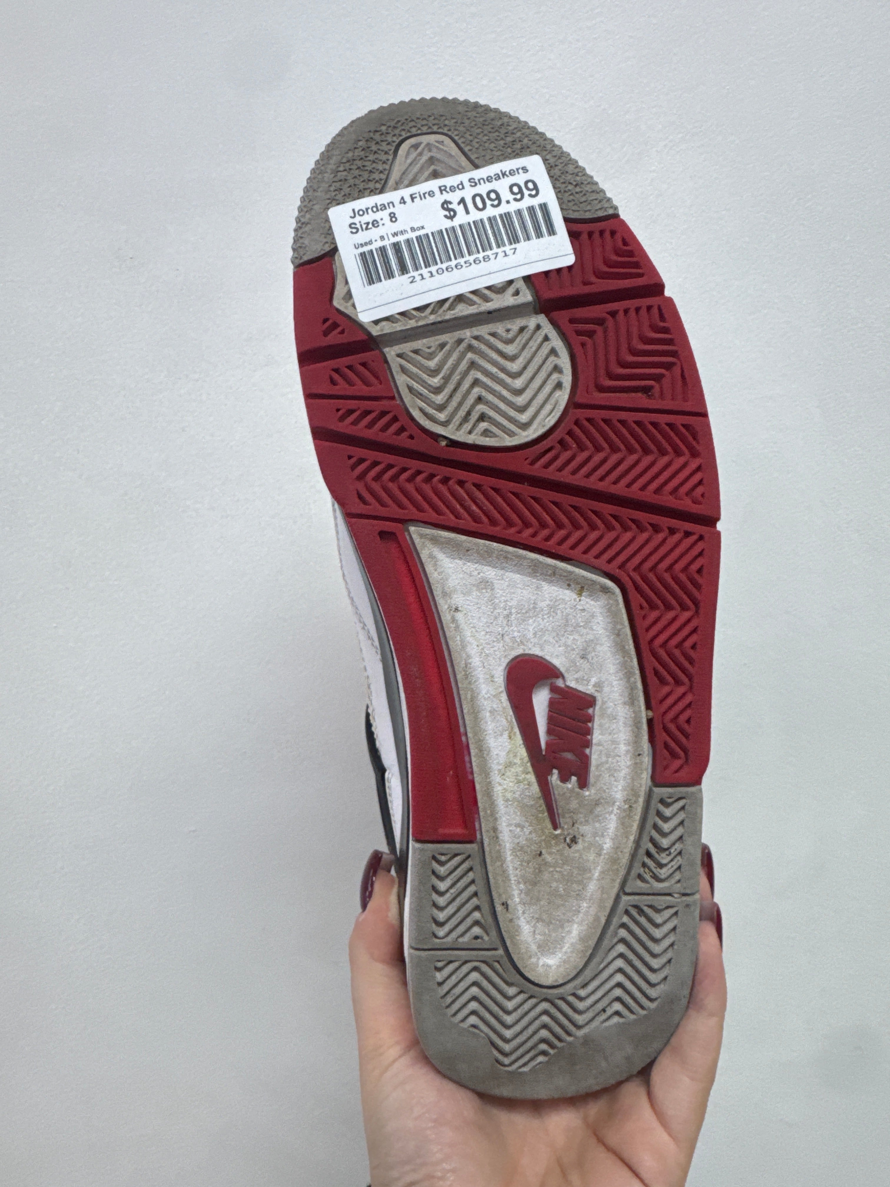 Jordan 4 Fire Red Sneakers