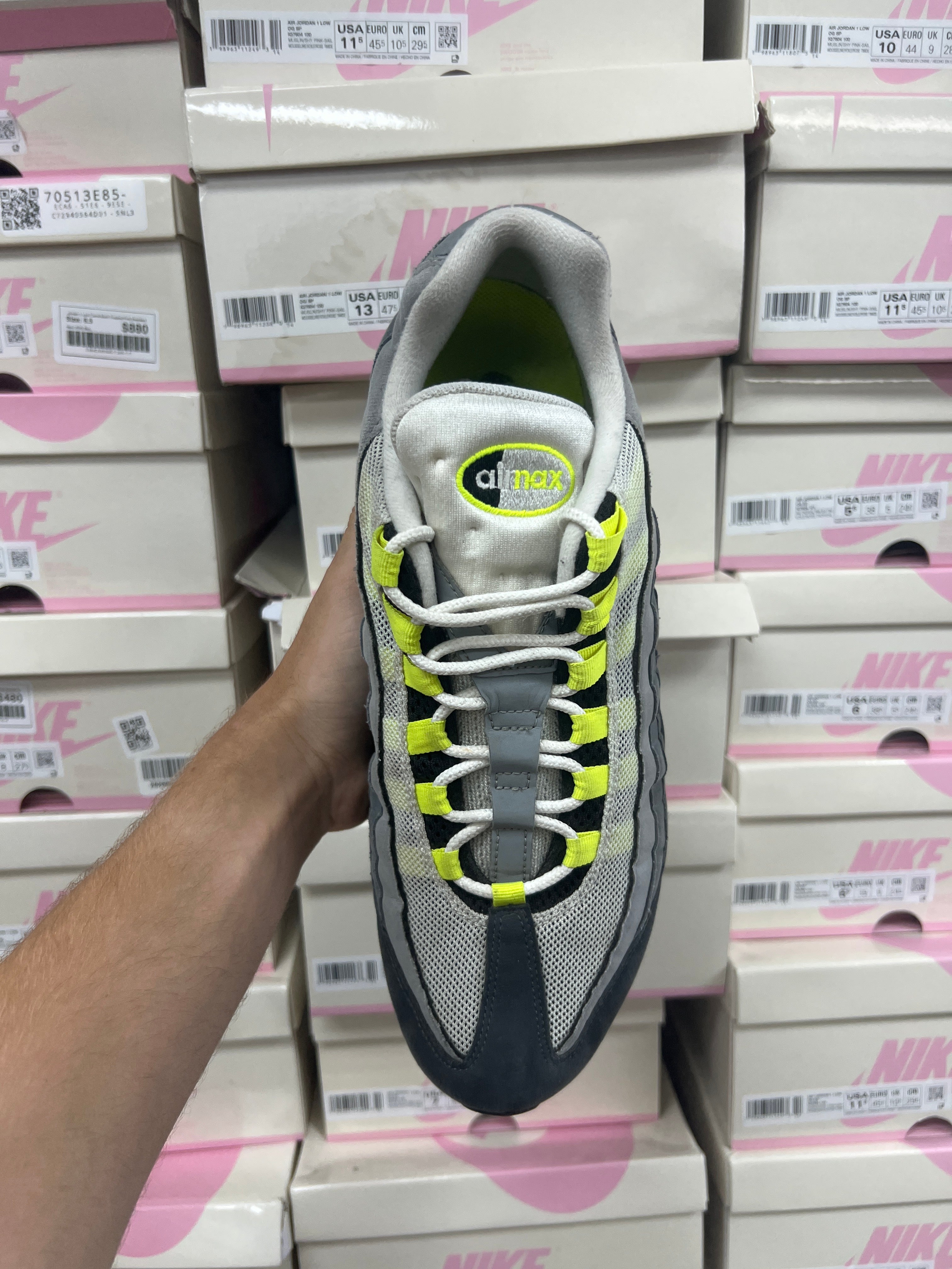 Nike AM95 Neon Sneakers