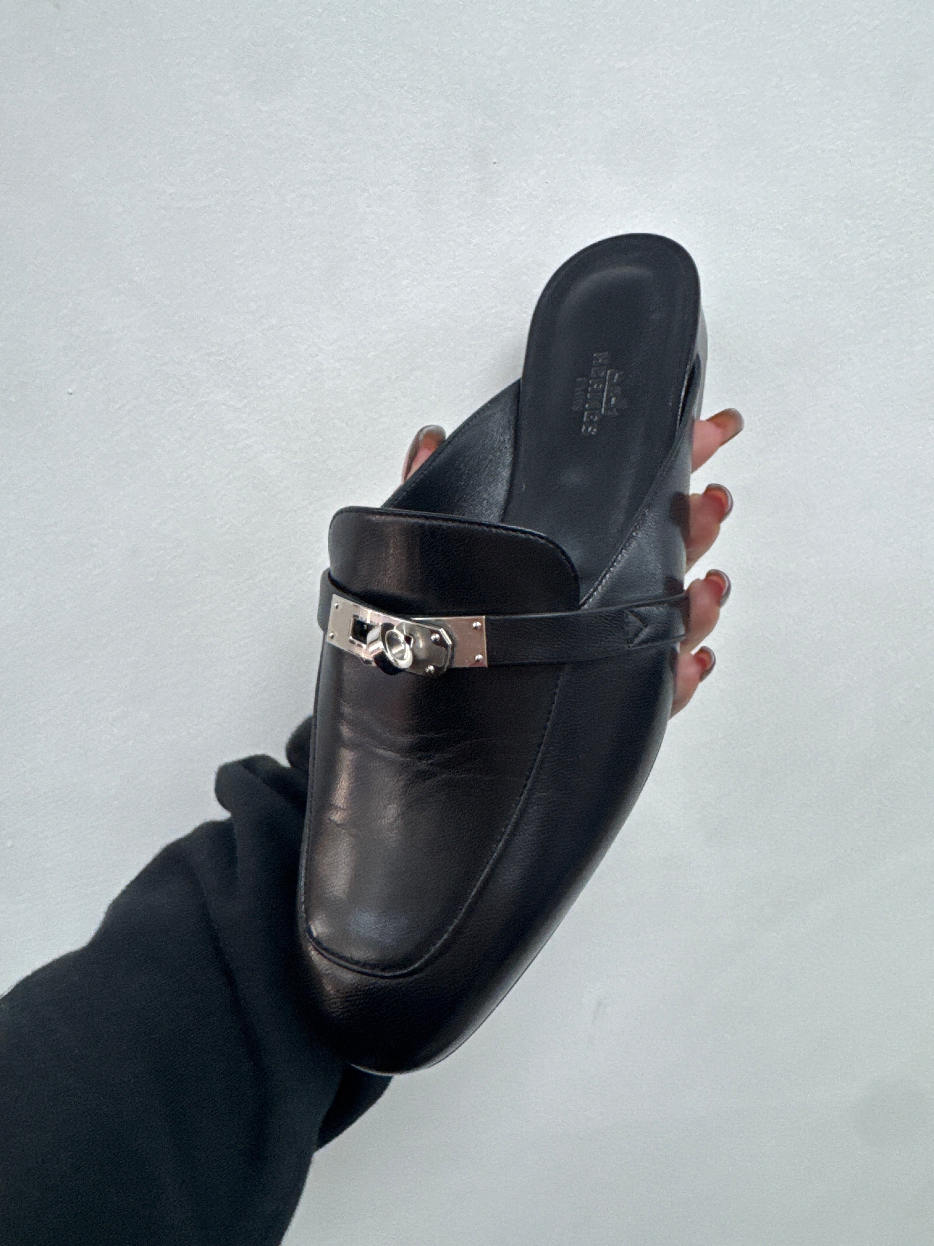 Hermes Black Oz Mule Goatskin Kelly Buckle Slides