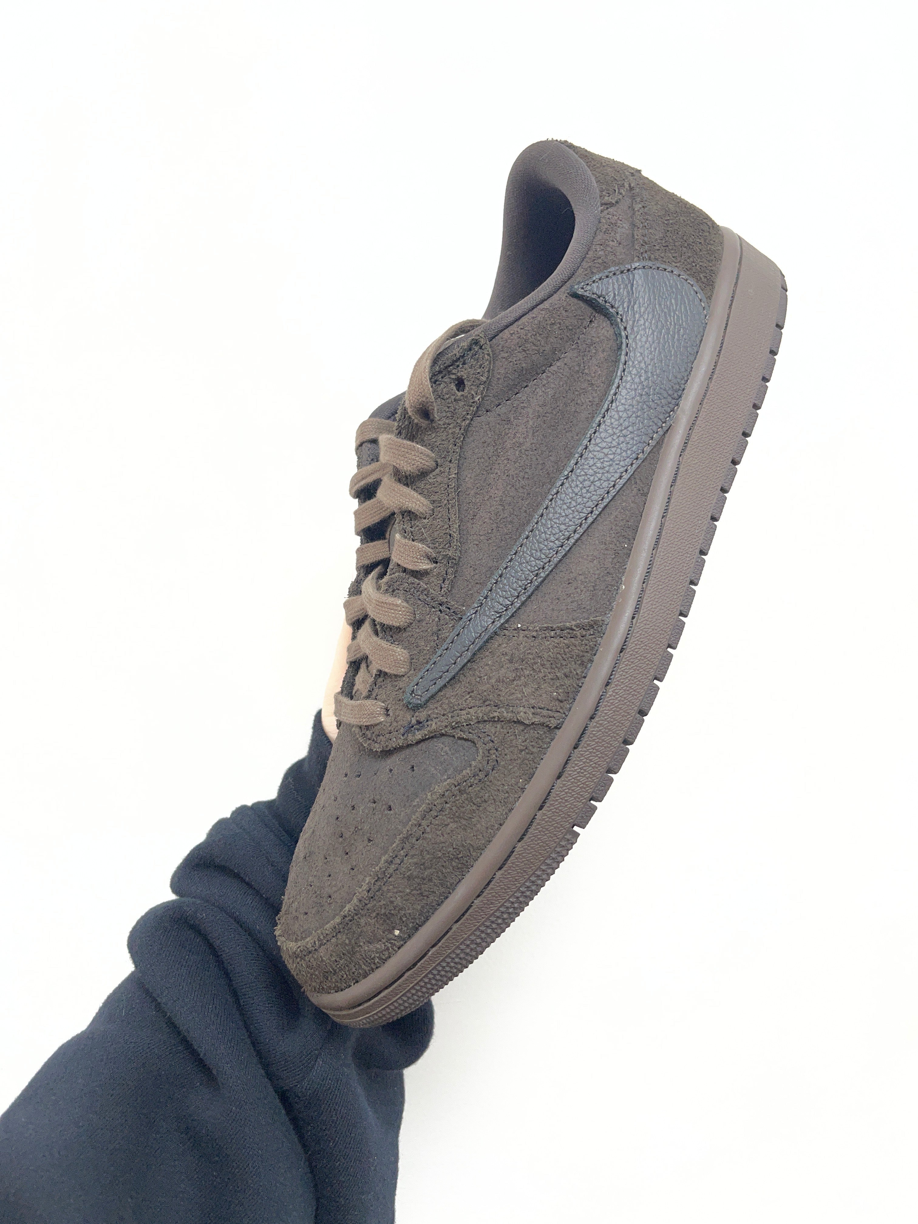Jordan 1 Low Travis Scott Velvet Sneakers