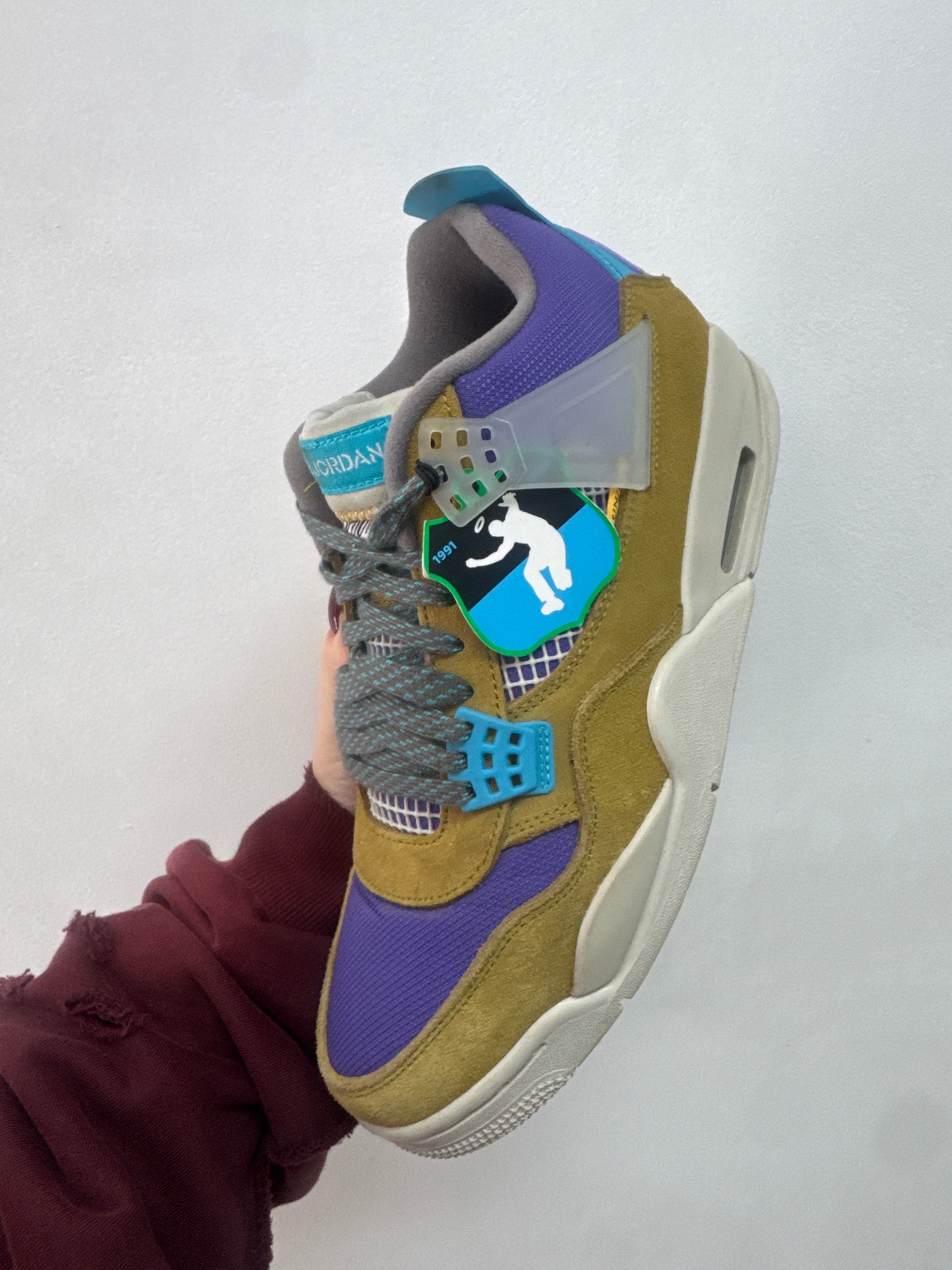 Nike Jordan 4 Dessert Moss Sneakers