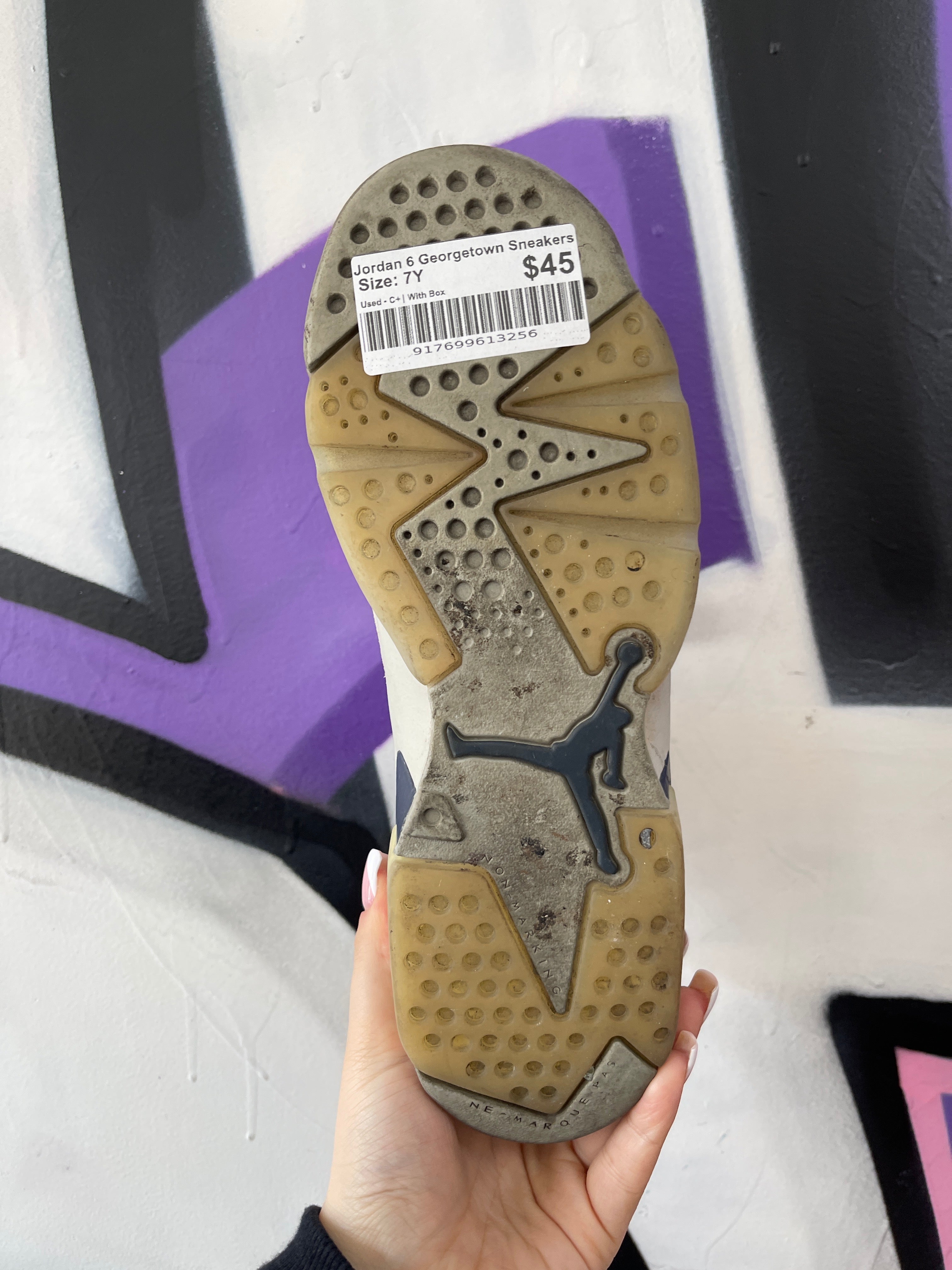 Jordan 6 Georgetown Sneakers