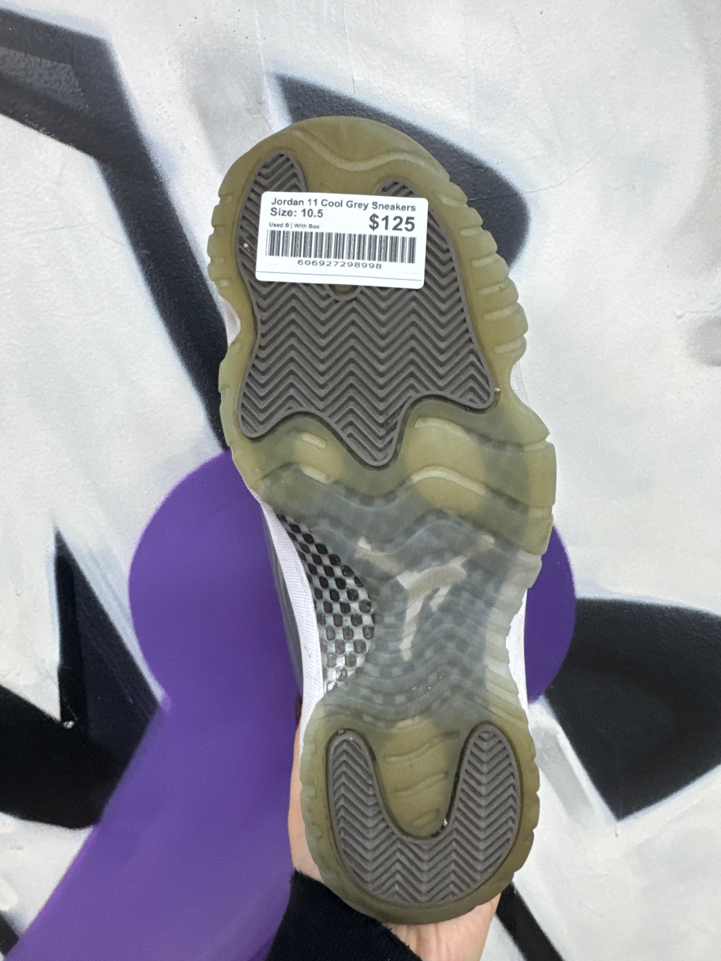 Jordan 11 Cool Grey Sneakers