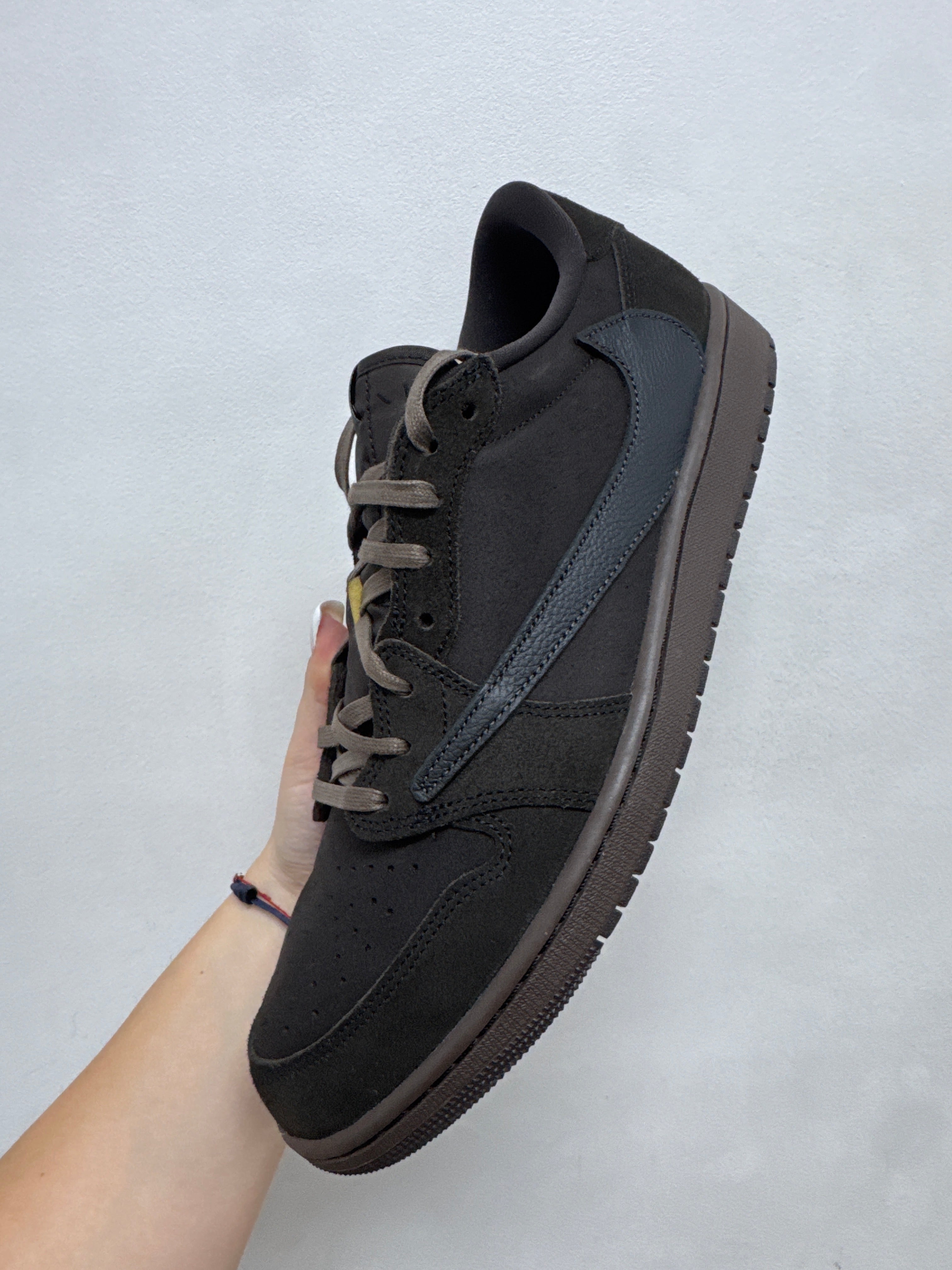 Jordan 1 Low Travis Scott Brown Velvet Sneakers