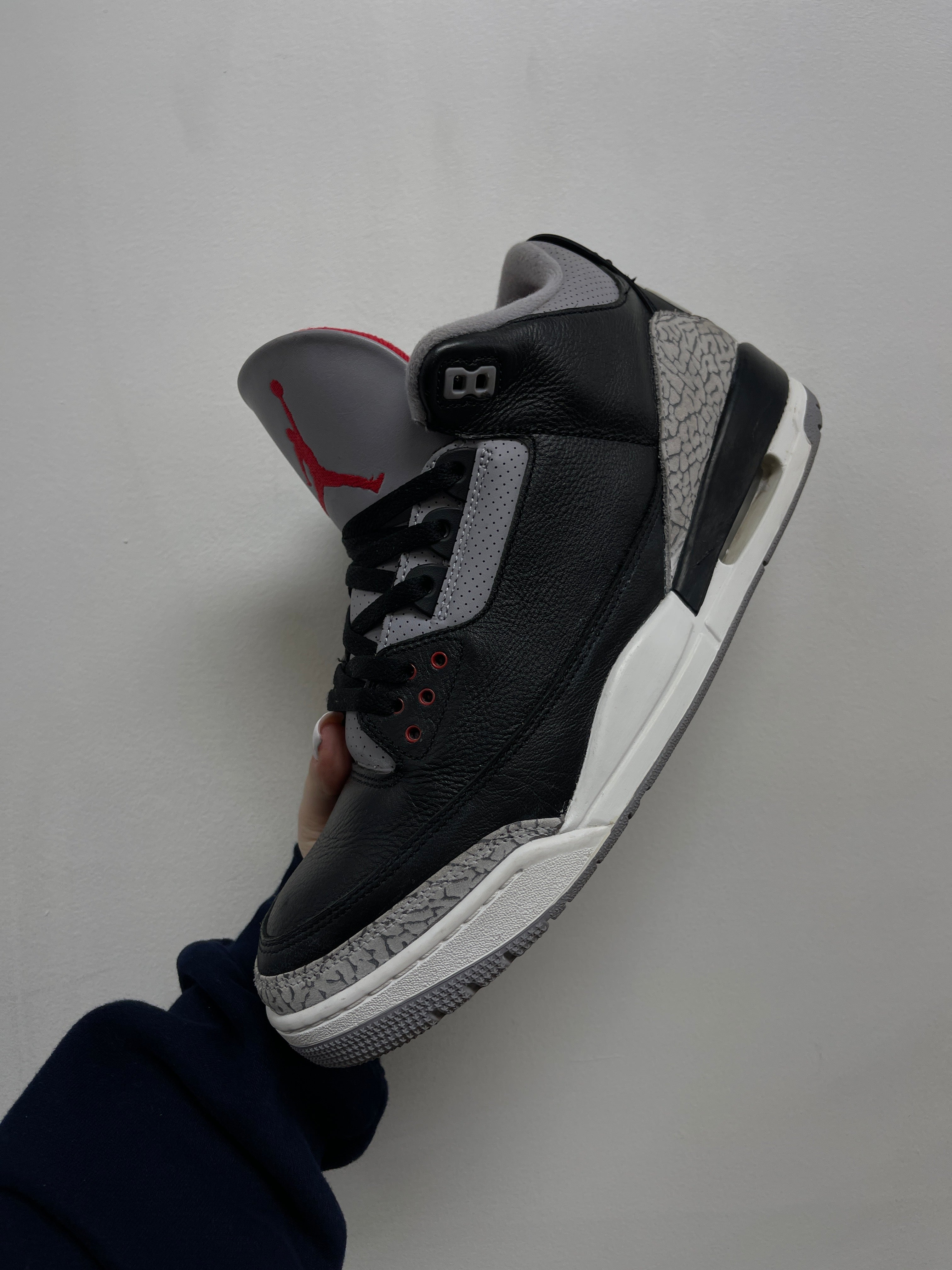 Jordan 3 Black Cement Sneakers