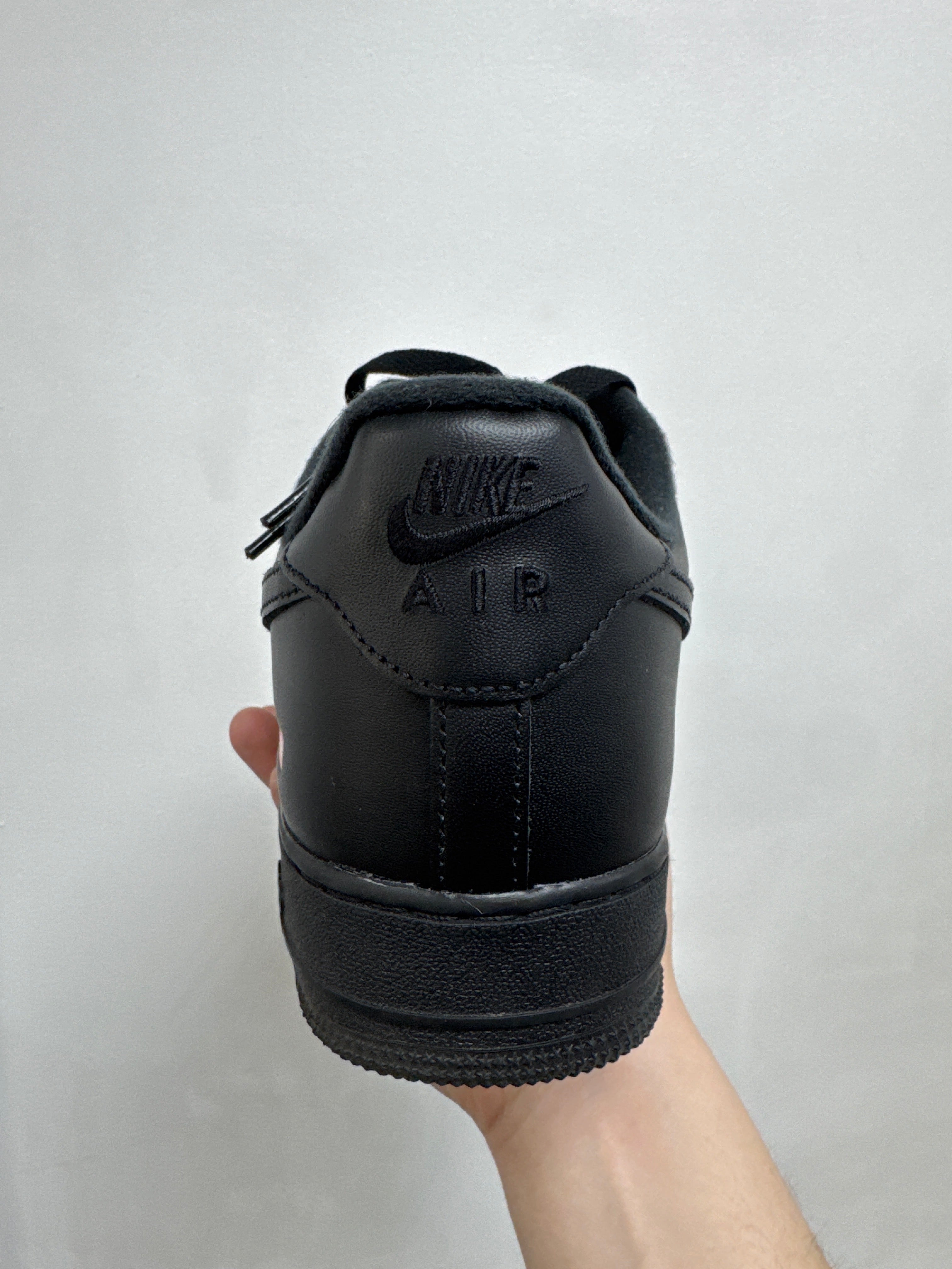 Nike AF1 Supreme Black Sneakers
