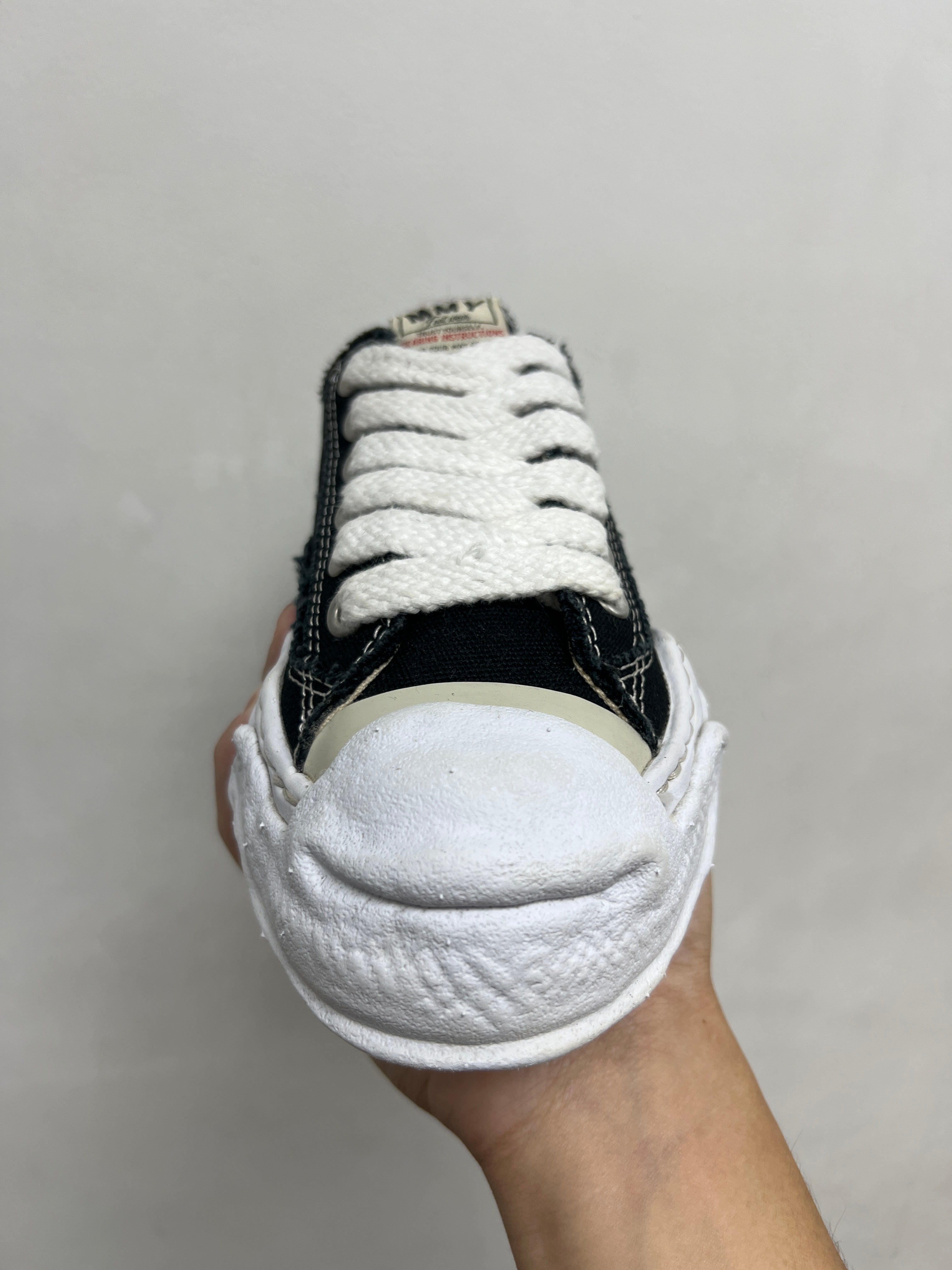 MMY Black White Peterson Low Sneakers