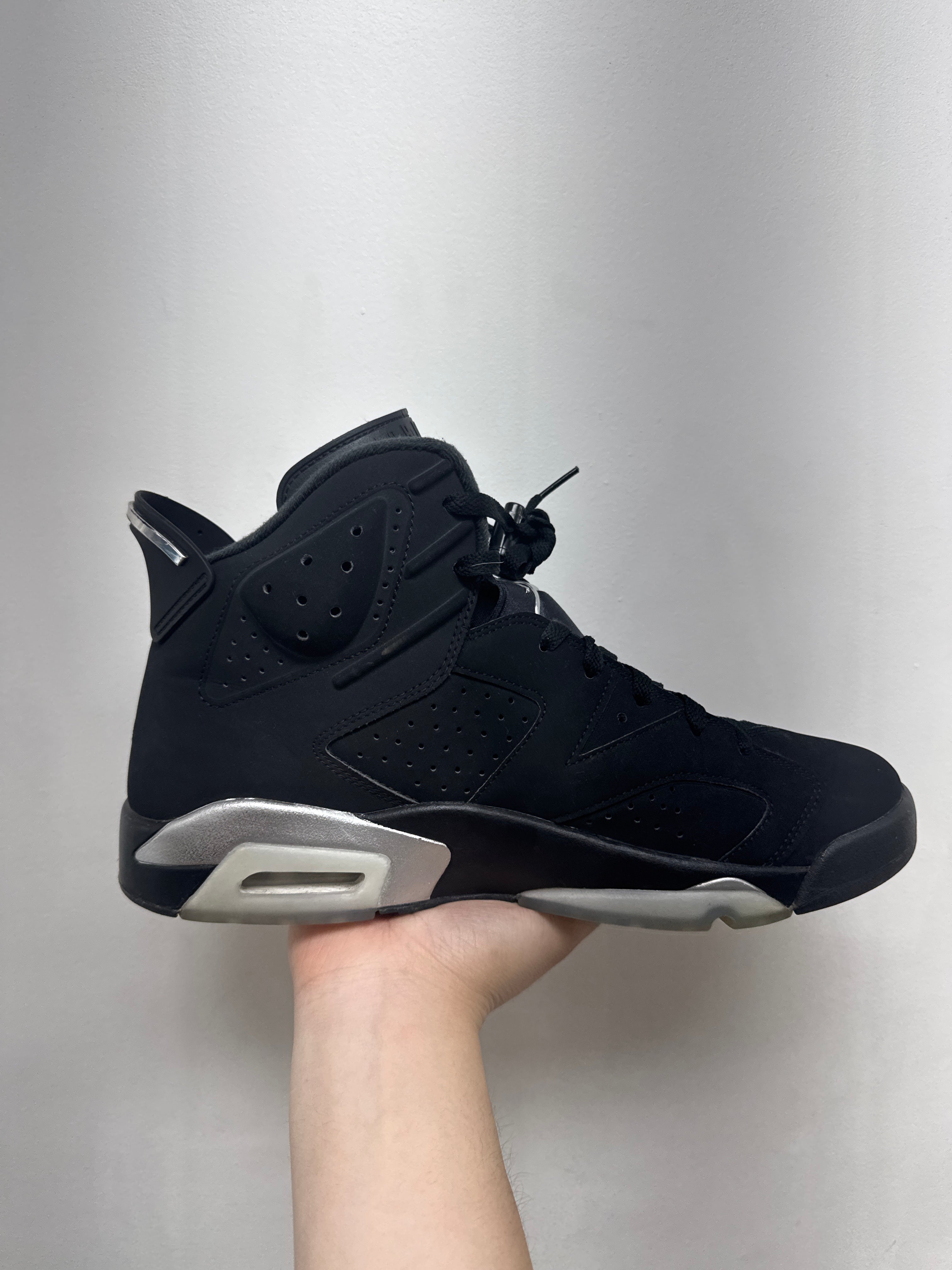 Jordan 6 Chrome Sneakers