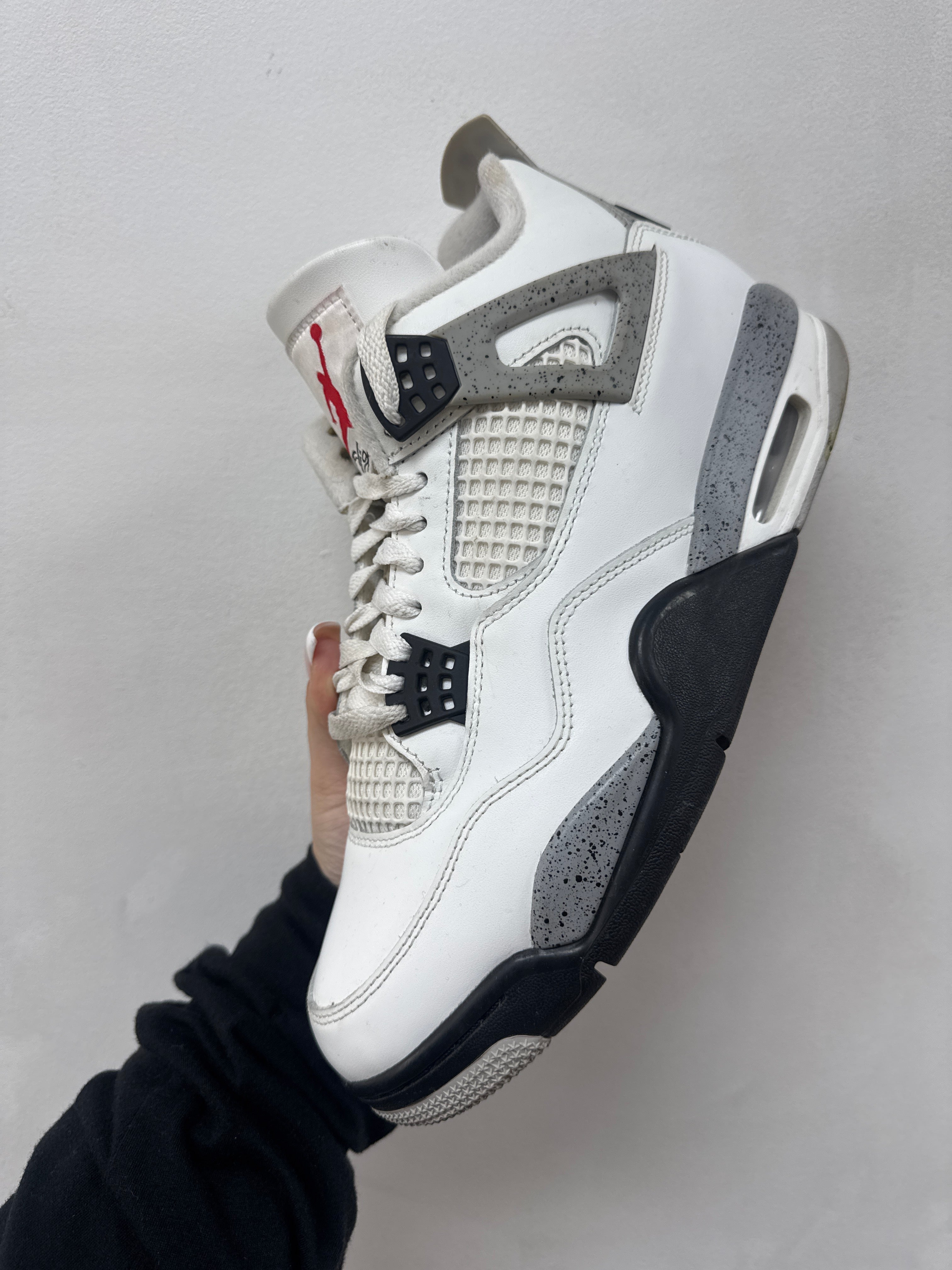 Jordan 4 White Cement Sneakers