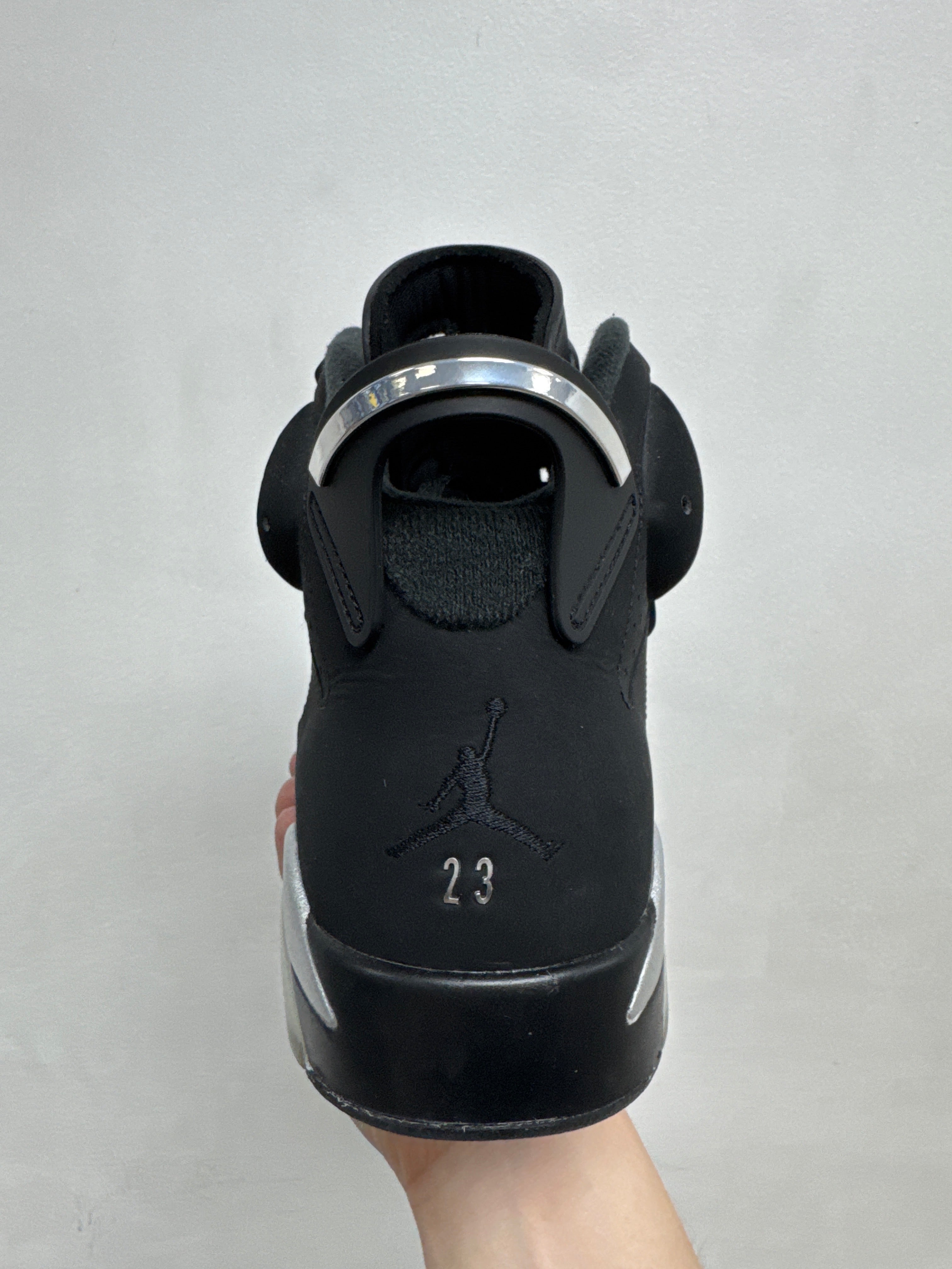 Jordan 6 Chrome Sneakers