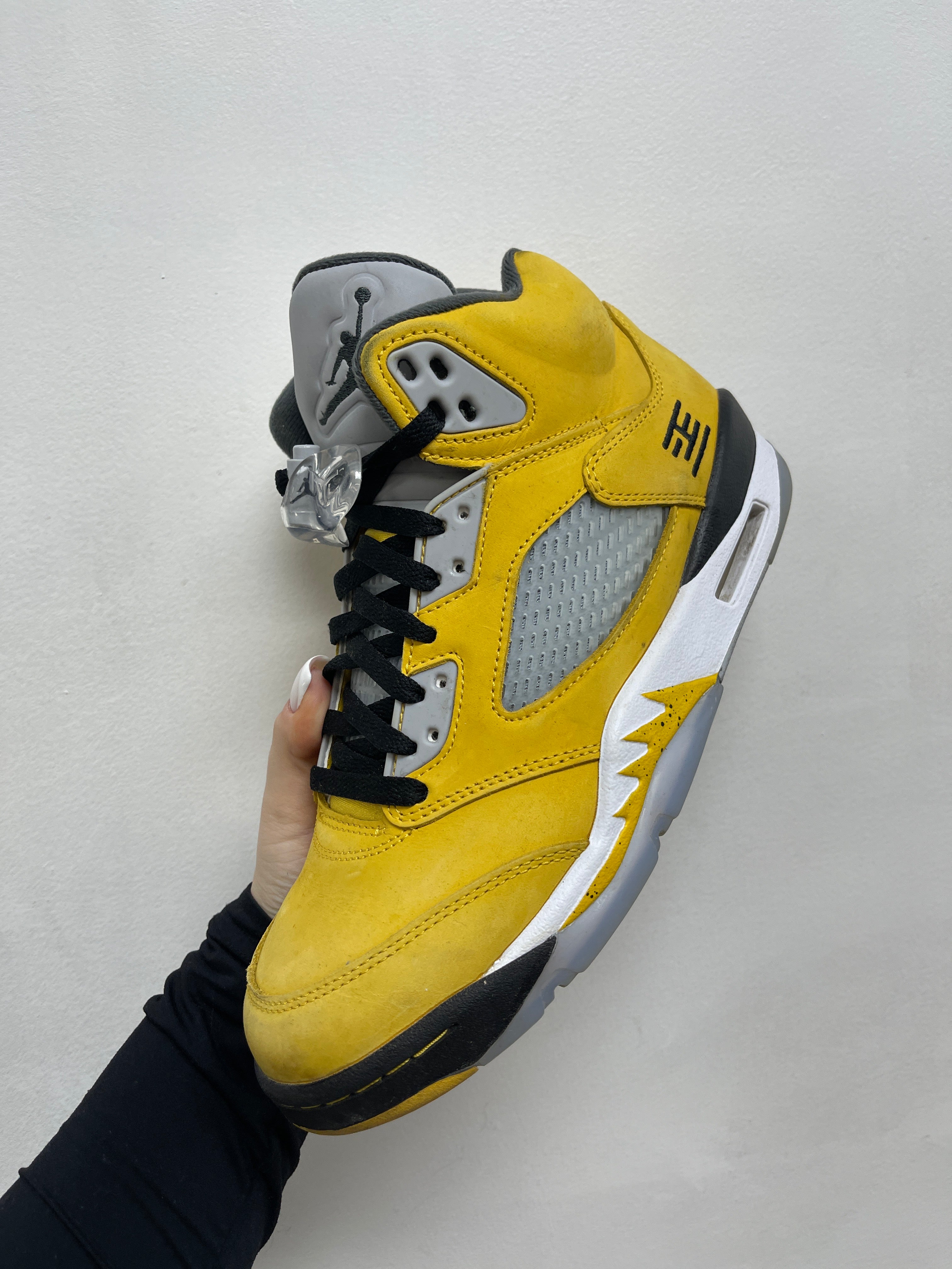 Jordan 5 Tokyo Sneakers